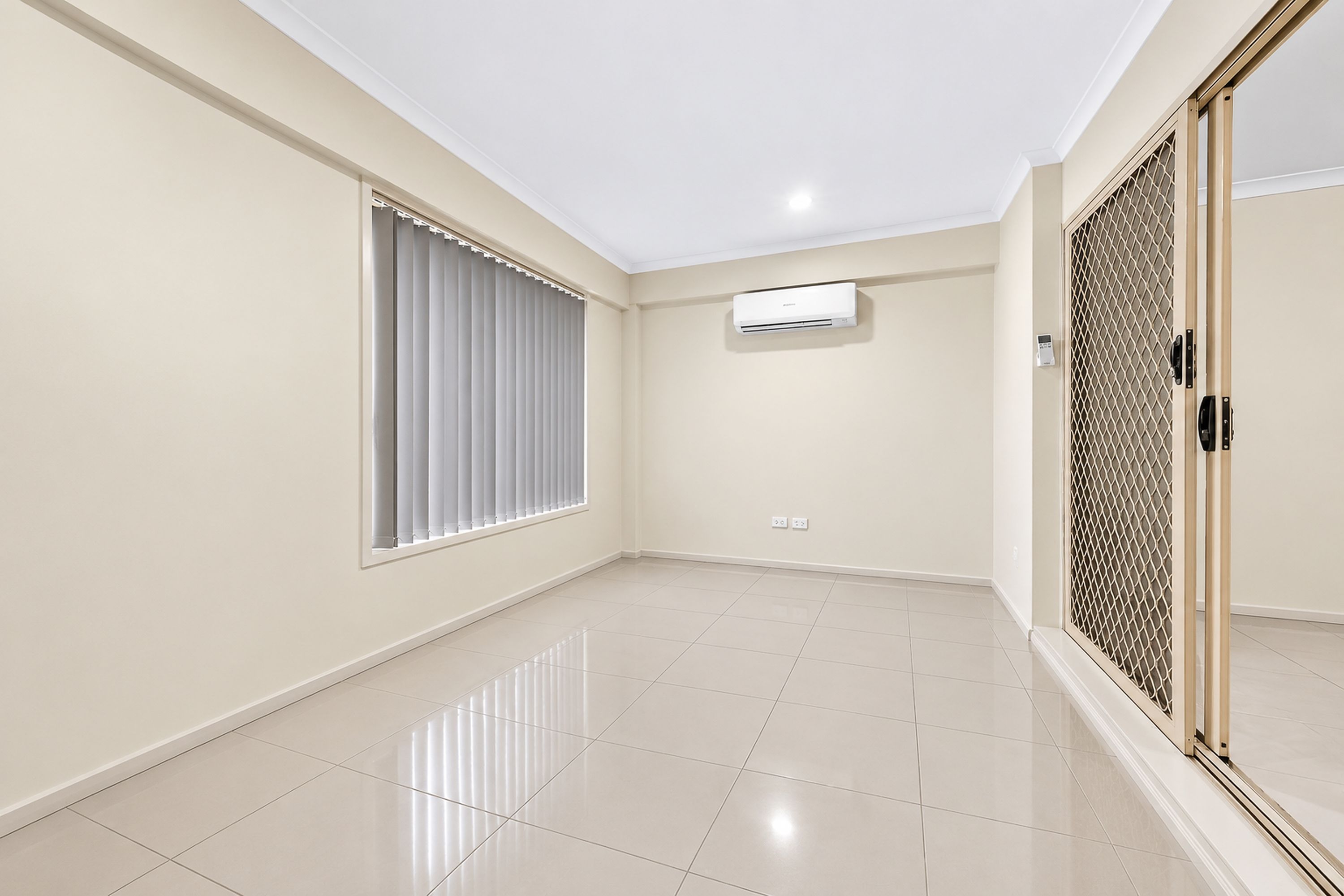 15 Meridian Place — photo 6 of 19
