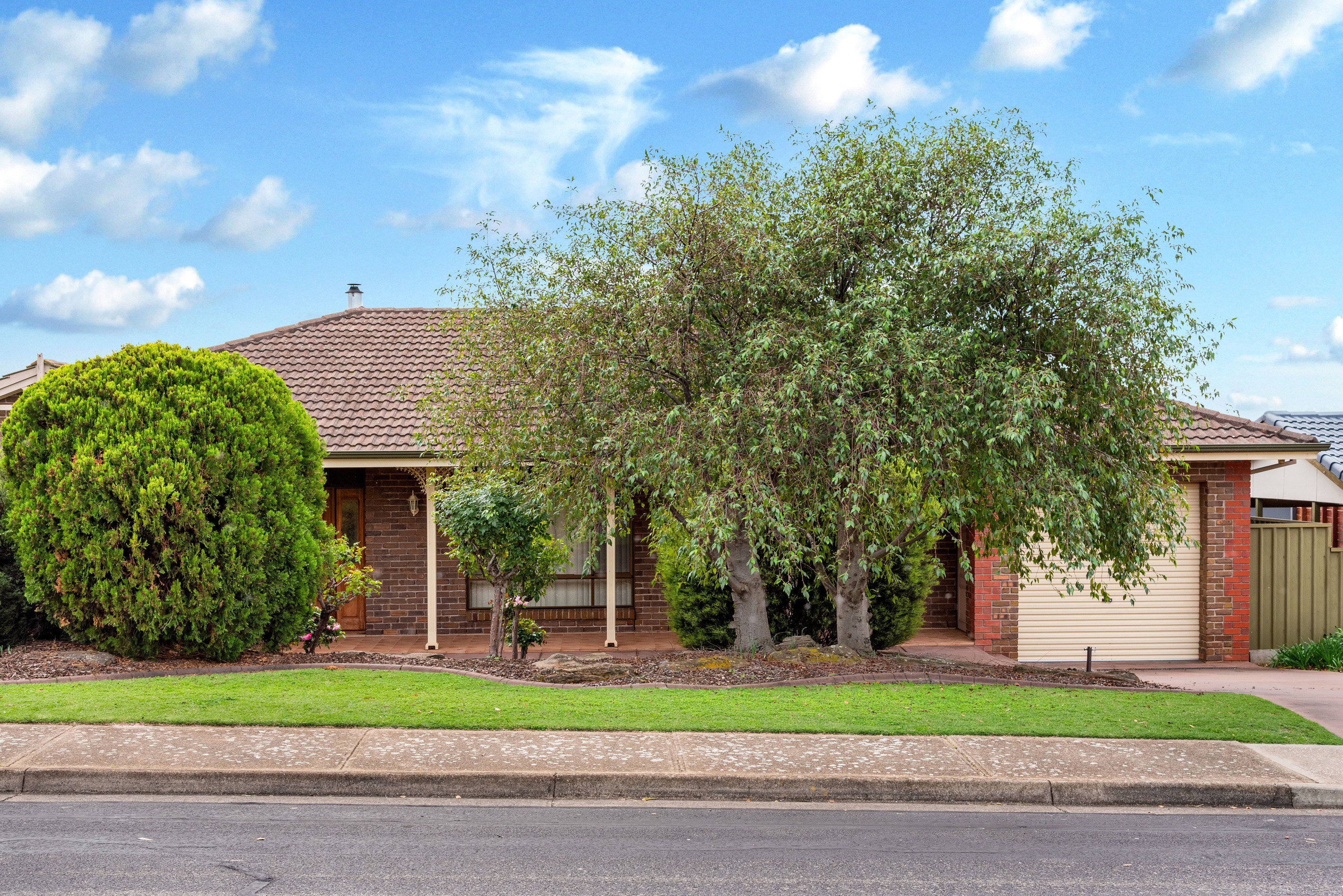 25 Abbott Avenue, McLaren Vale, SA 5171