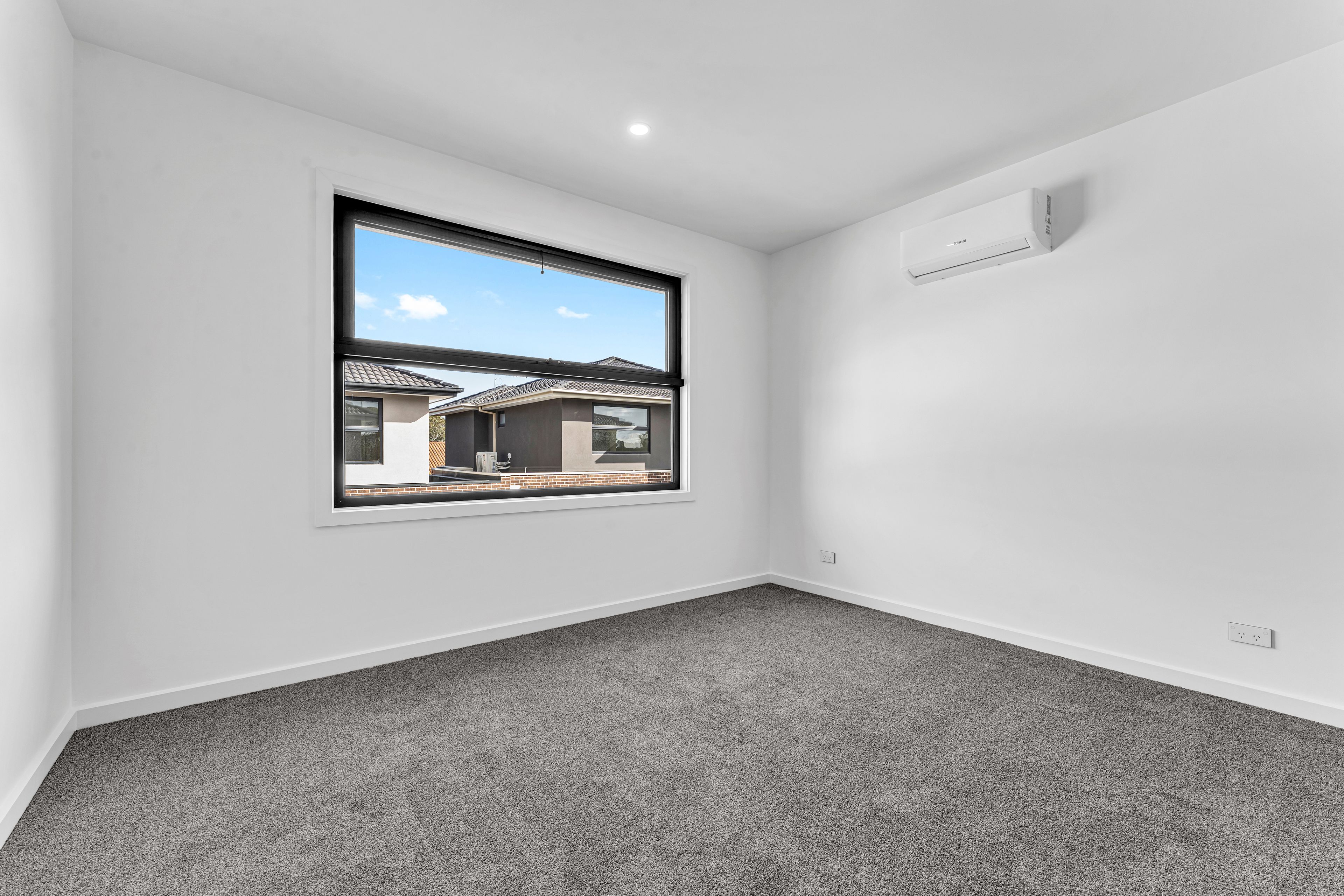 3/40 Hall Road — photo 7 of 17