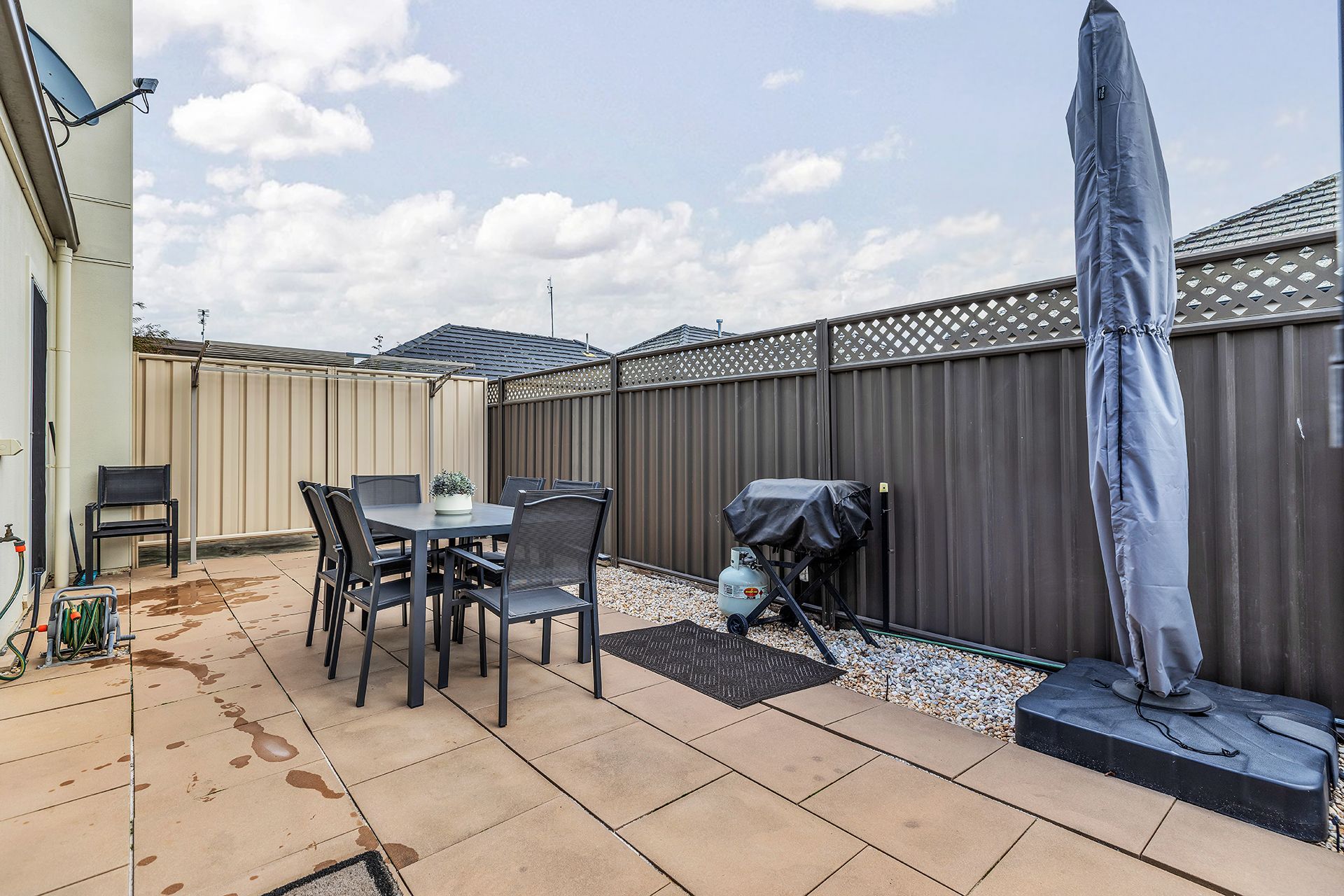 212 McKinlay Street — photo 22 of 23
