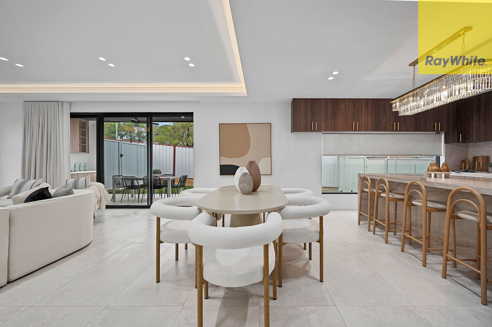 11 Thorn Street — photo 4 of 22