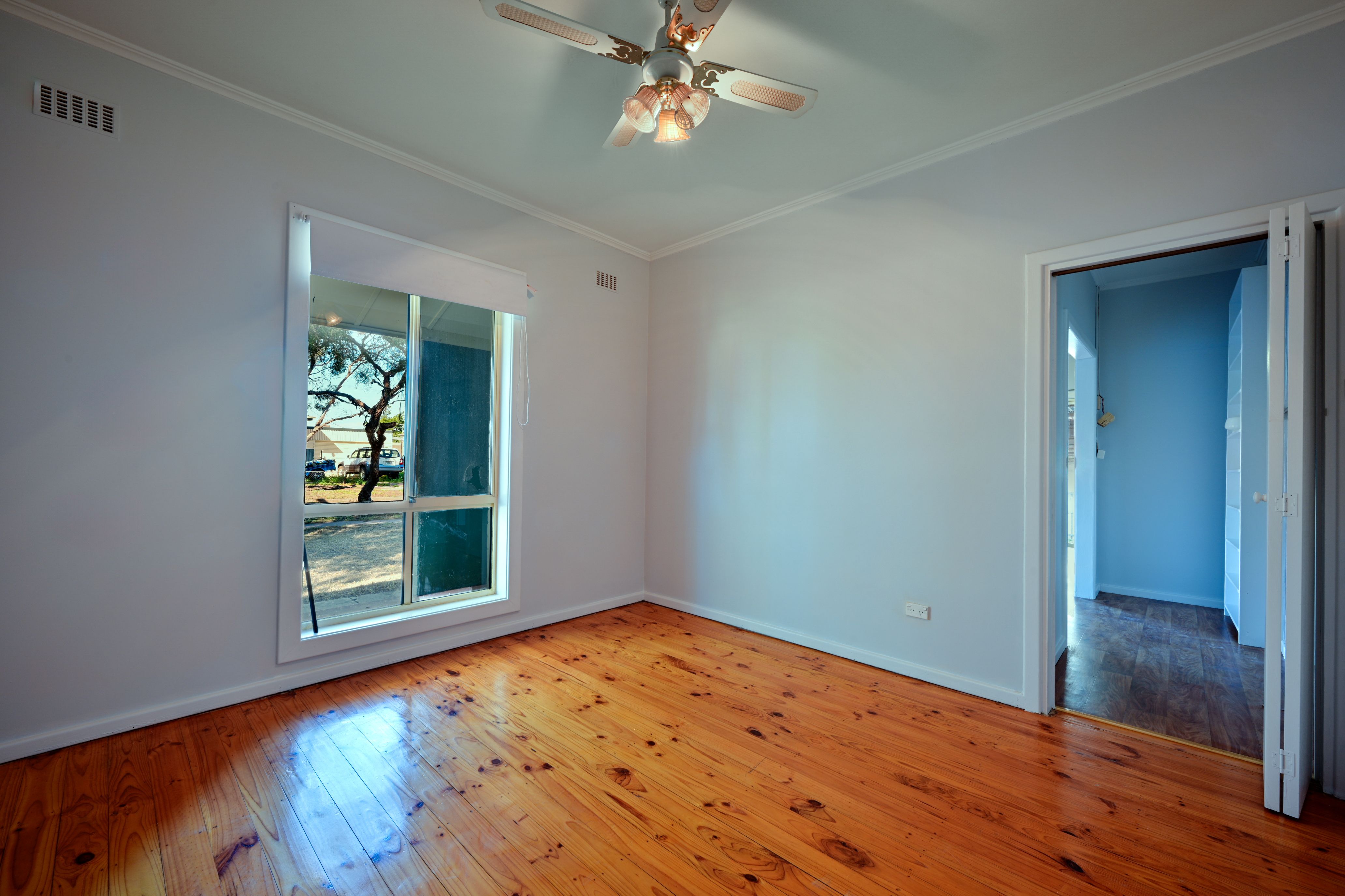 11 Kinnane Street — photo 7 of 14