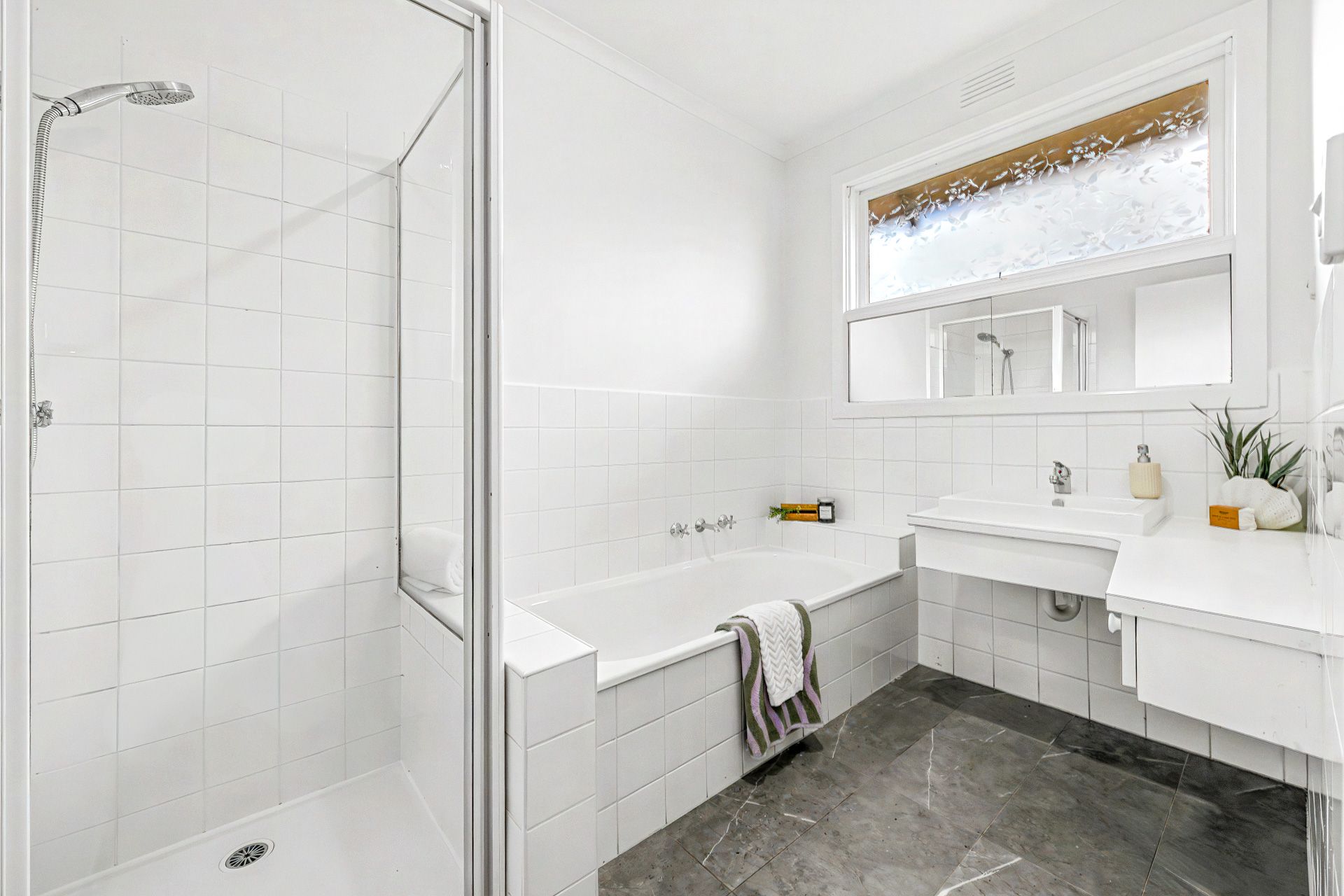 58 Monash Drive — photo 12 of 18