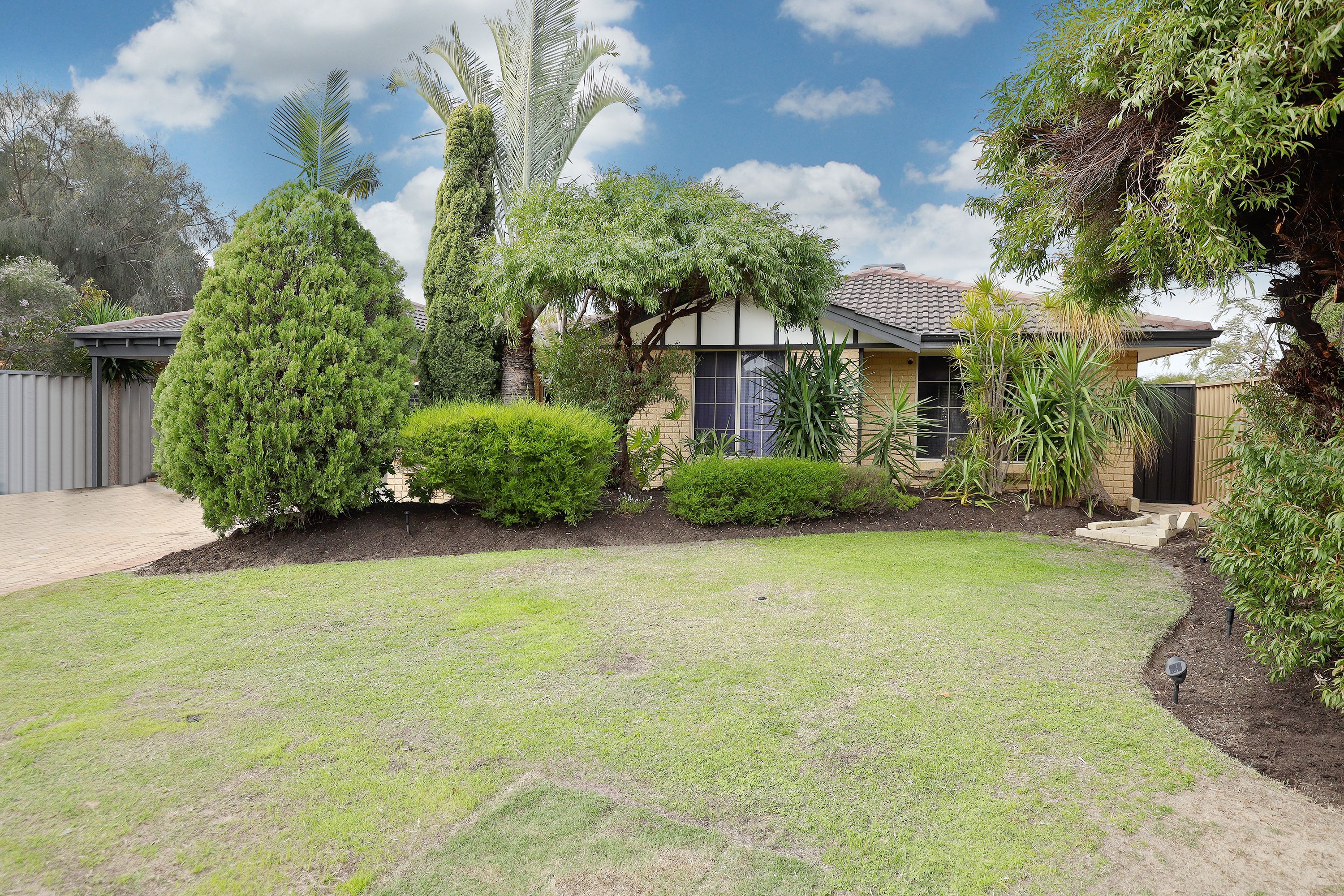 18 Pondana Mews, Ballajura WA 6066