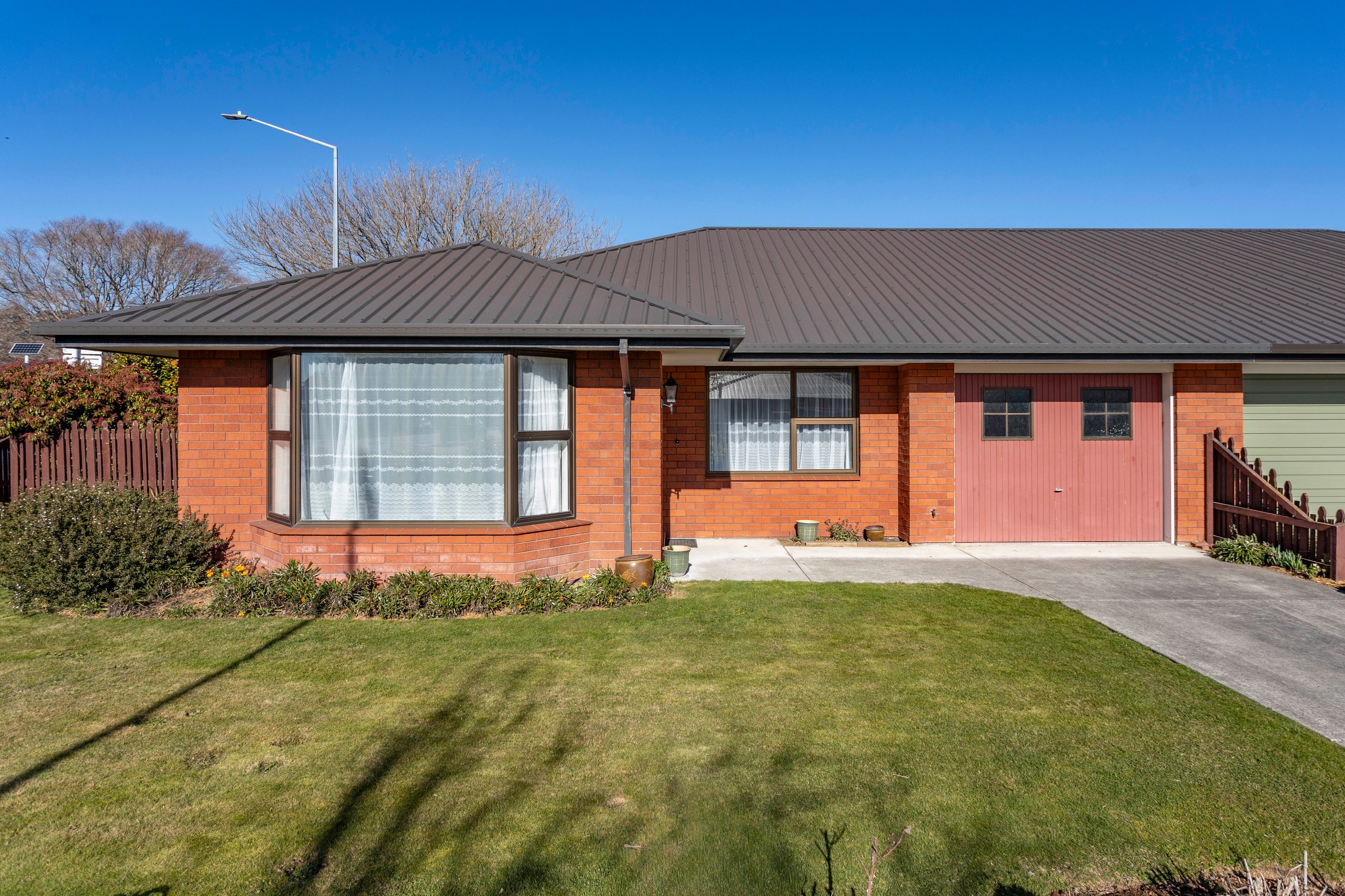 1/1 Thorrington Road, Cashmere, Christchurch City