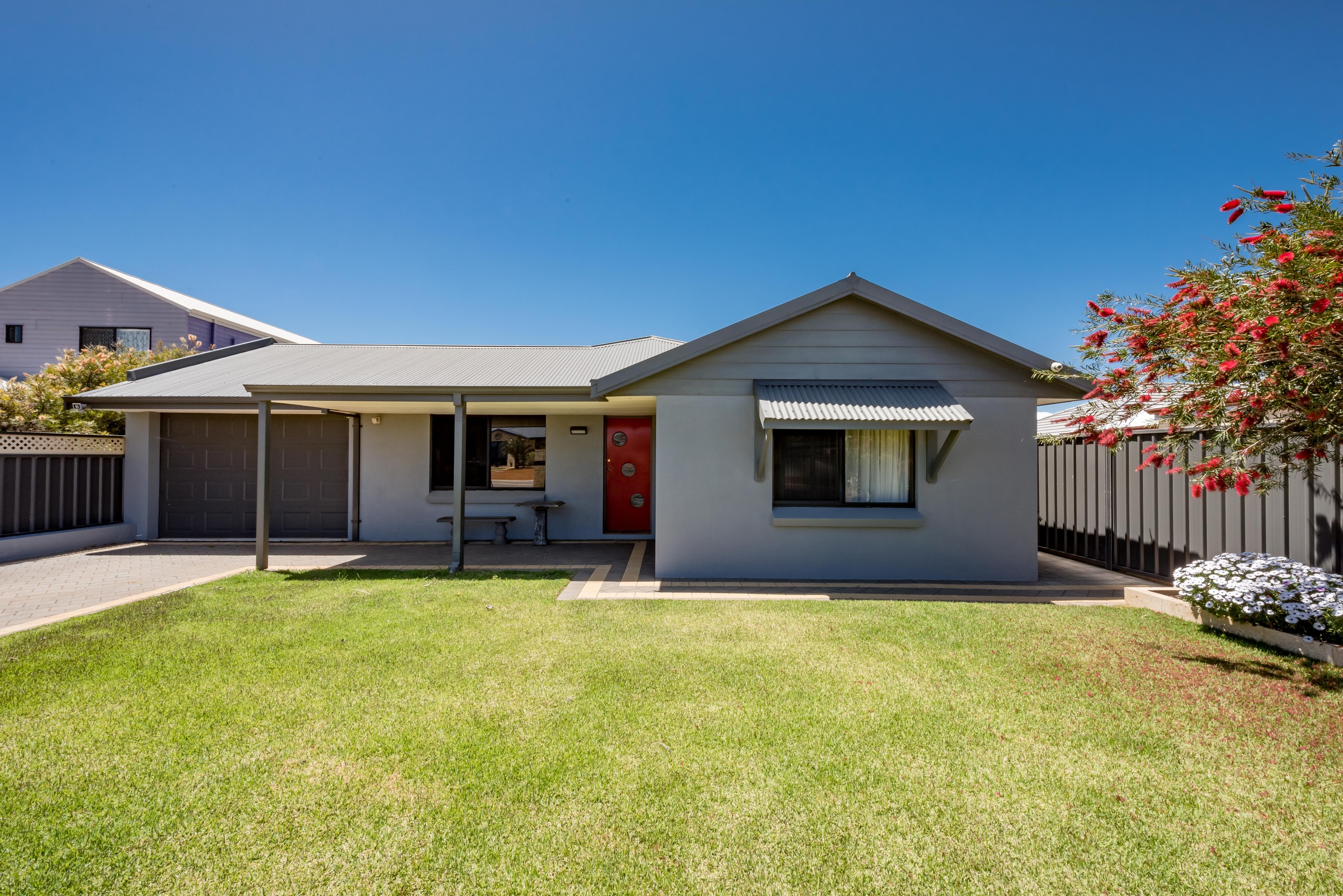 13 Sutherland Drive, Mount Tarcoola, WA 6530