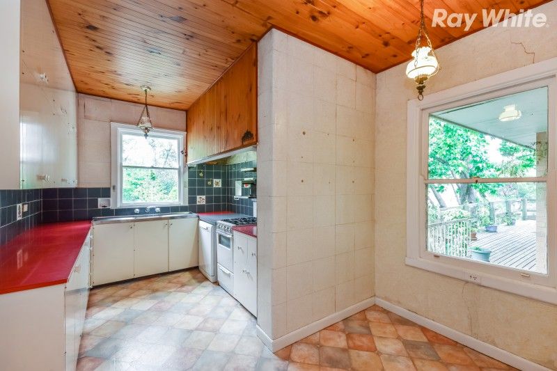 70-72 Longview Road, Croydon South, VIC 3136