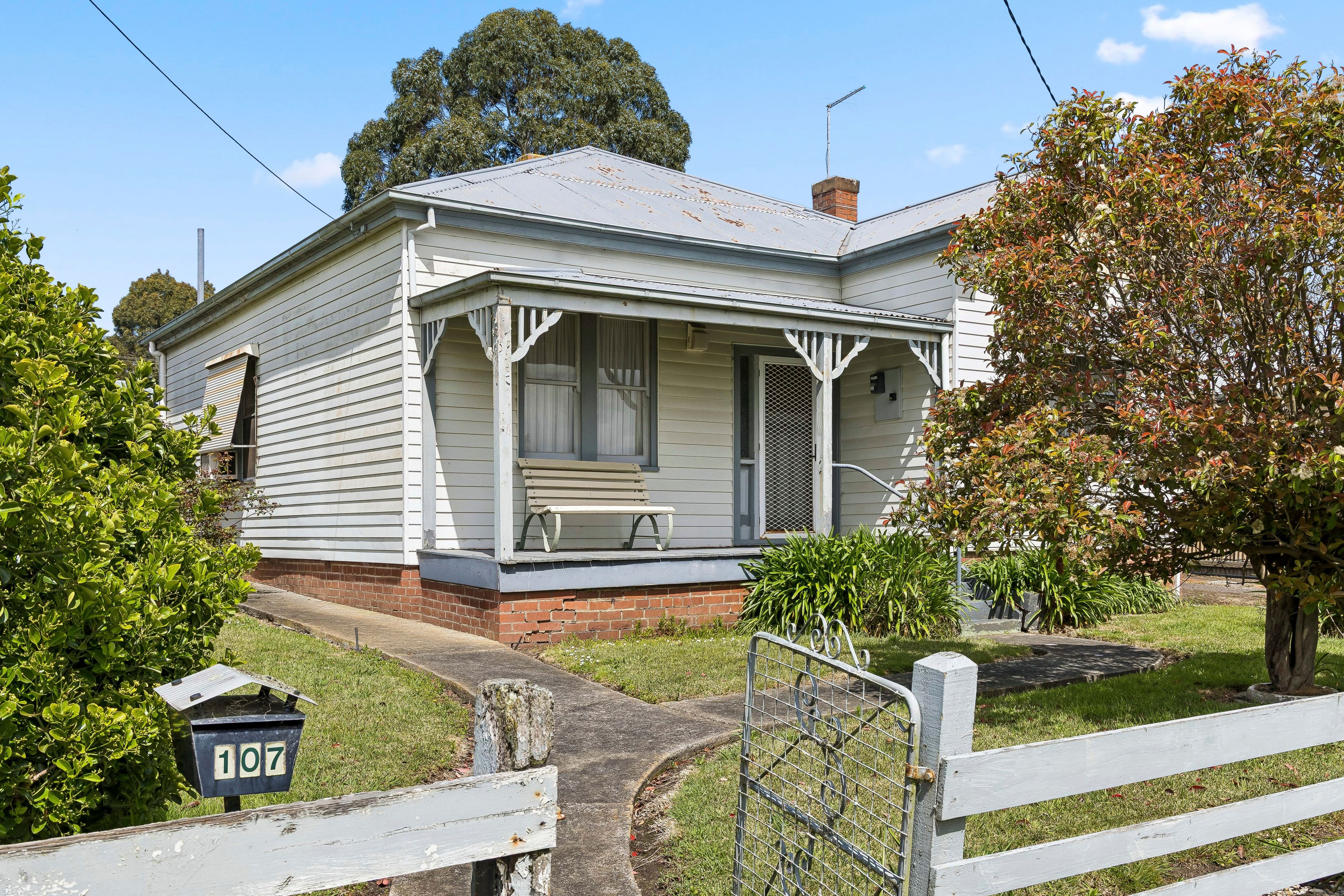 107 Grey Street — photo 10 of 13
