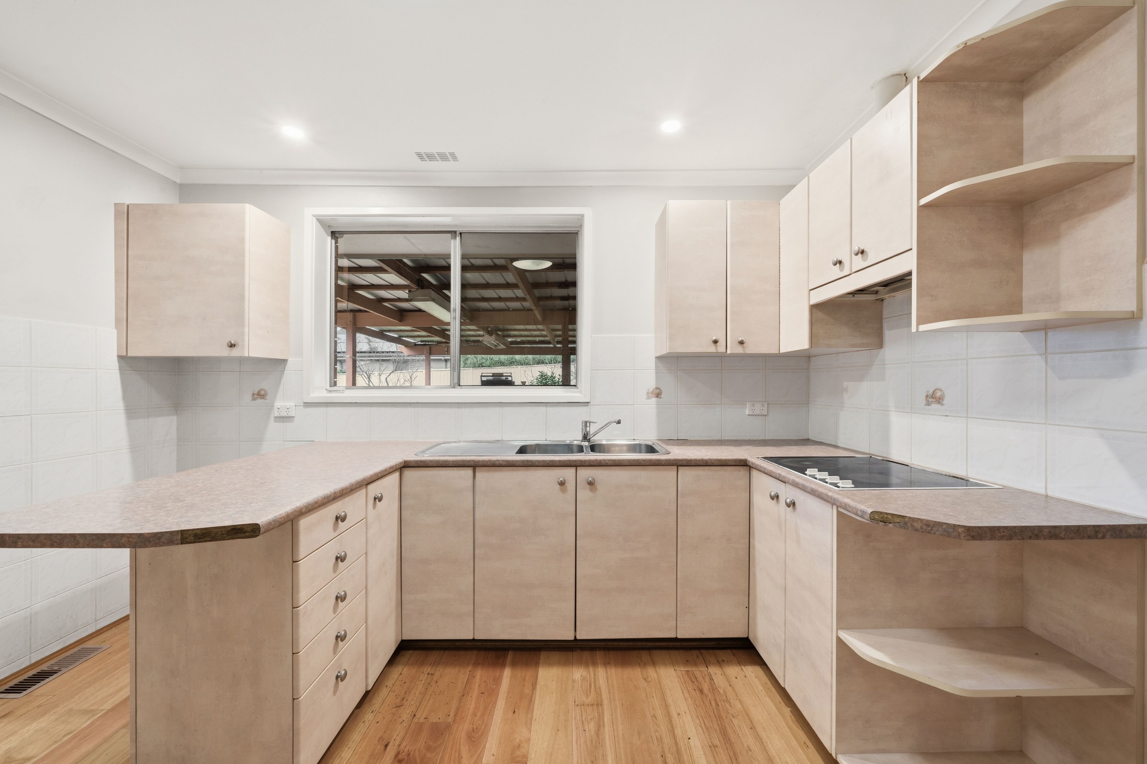 8 Davies Place — photo 5 of 23