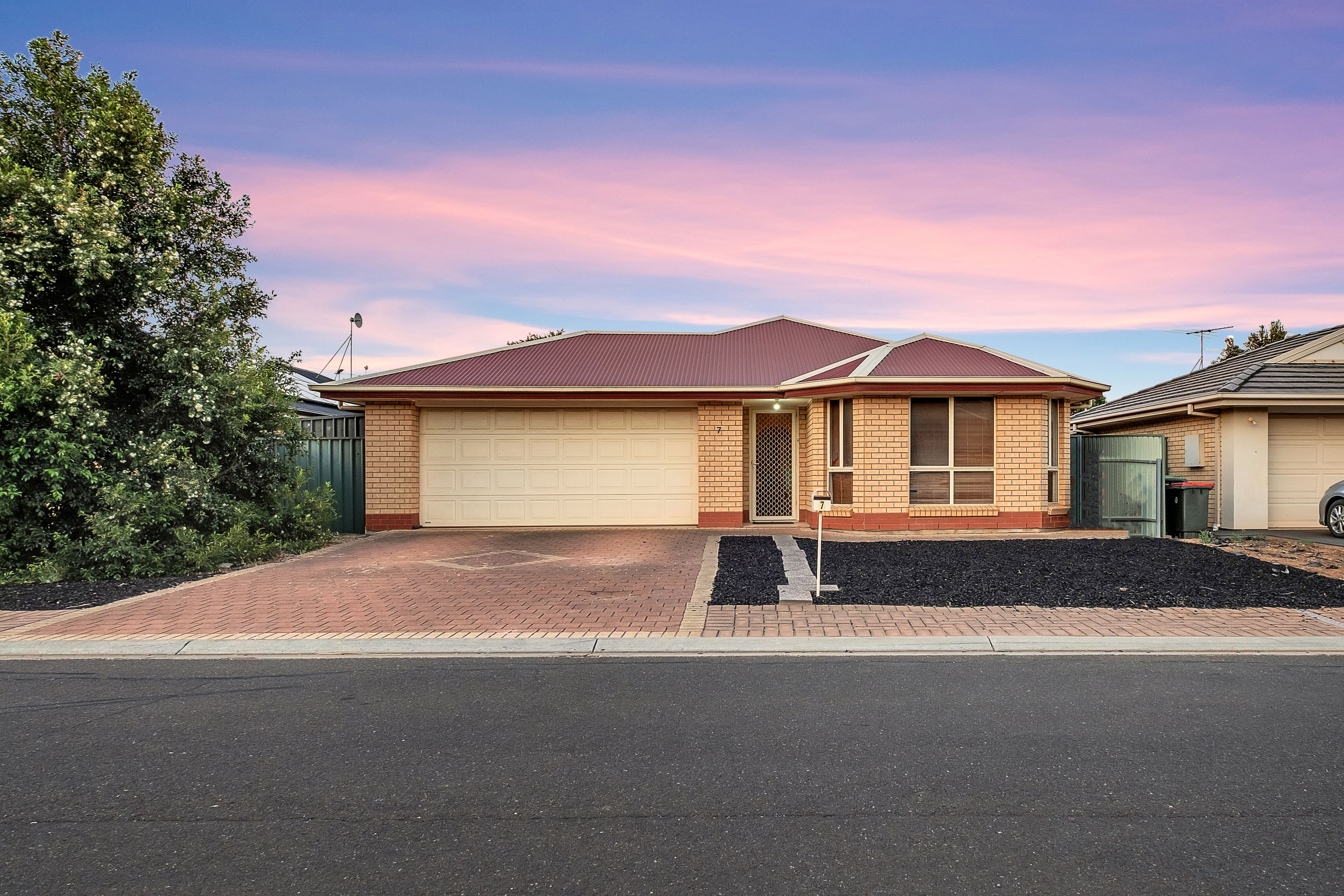 7 Orange Parade, Munno Para West SA 5115