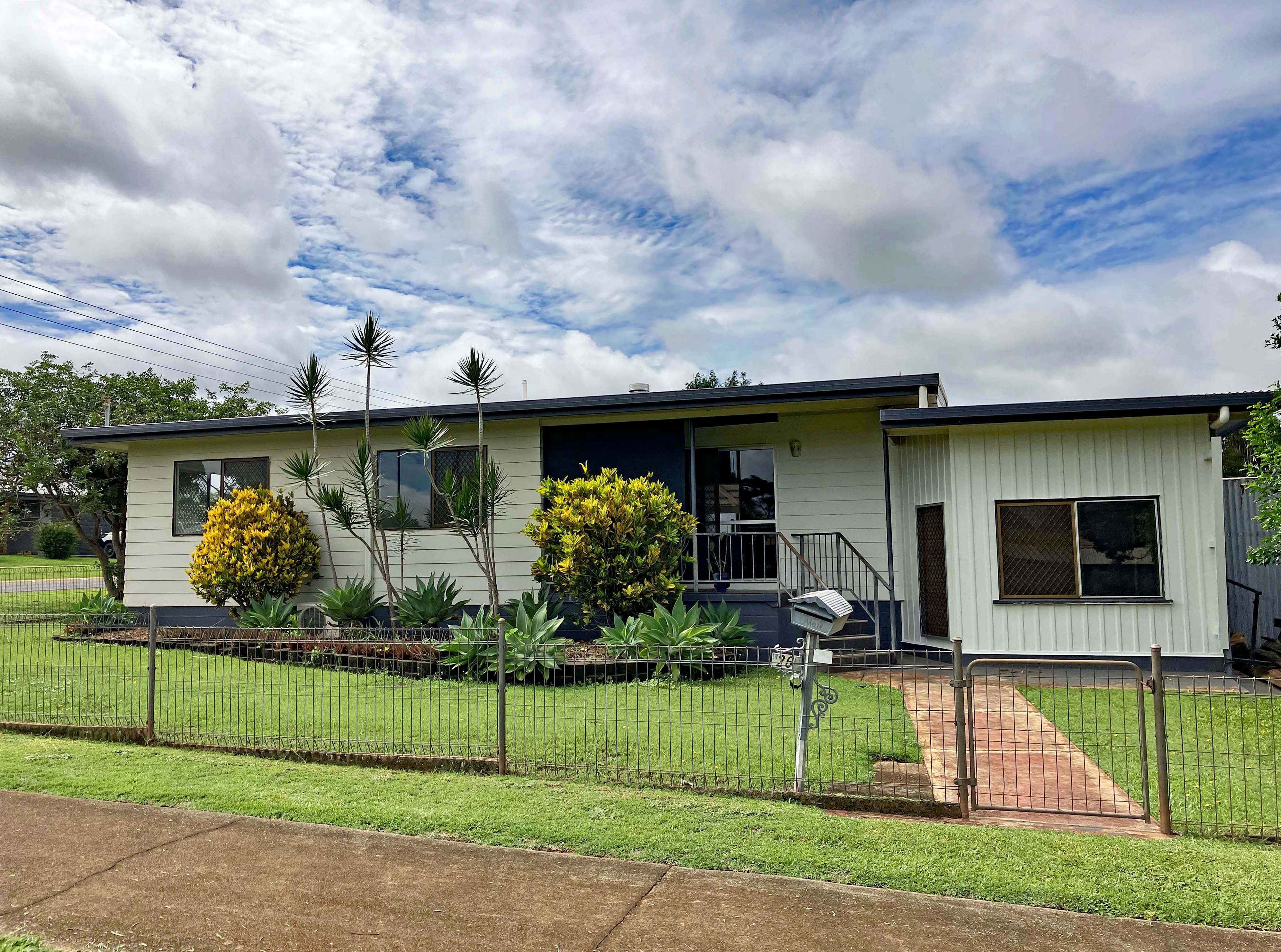 26 Kelly Street, Atherton QLD 4883