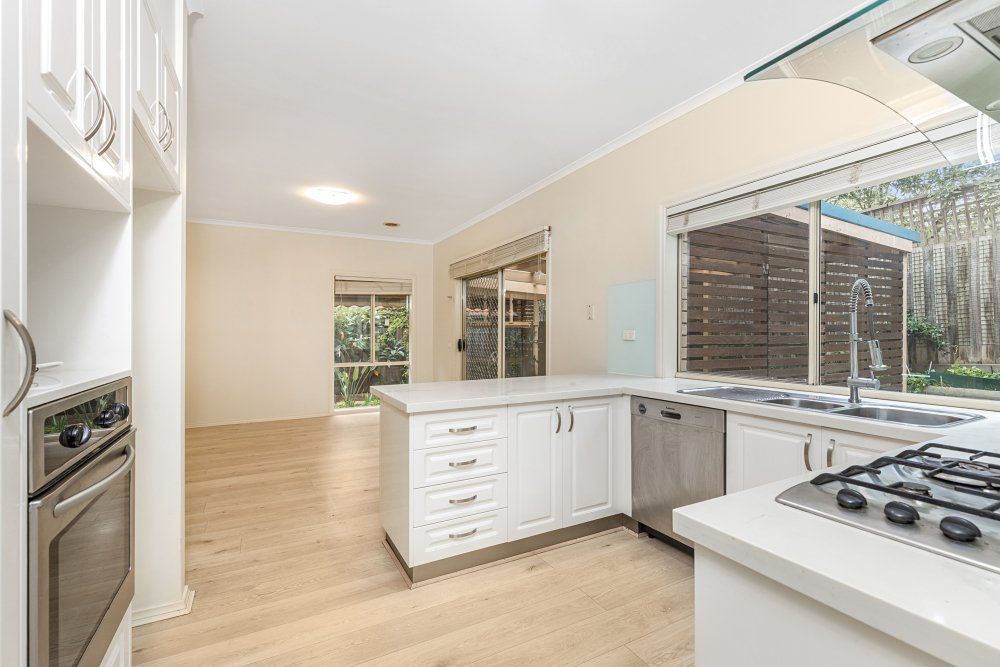 11 Cottinglea Terrace — photo 4 of 9