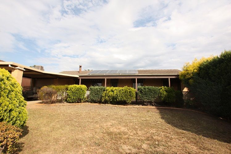 30 Aberfeldy Crescent, St Andrews, NSW 2566
