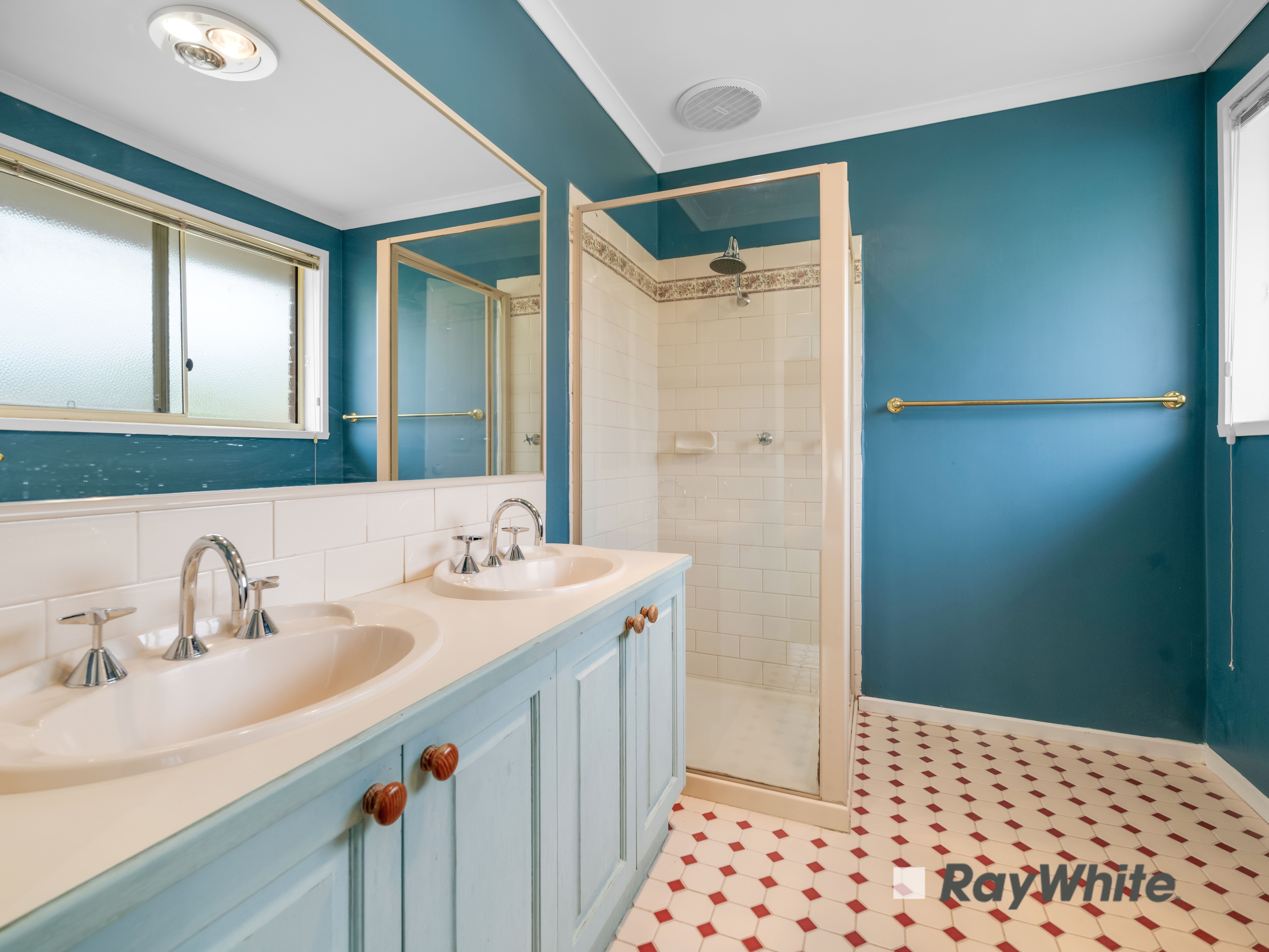 19 Highland Crescent — photo 11 of 21