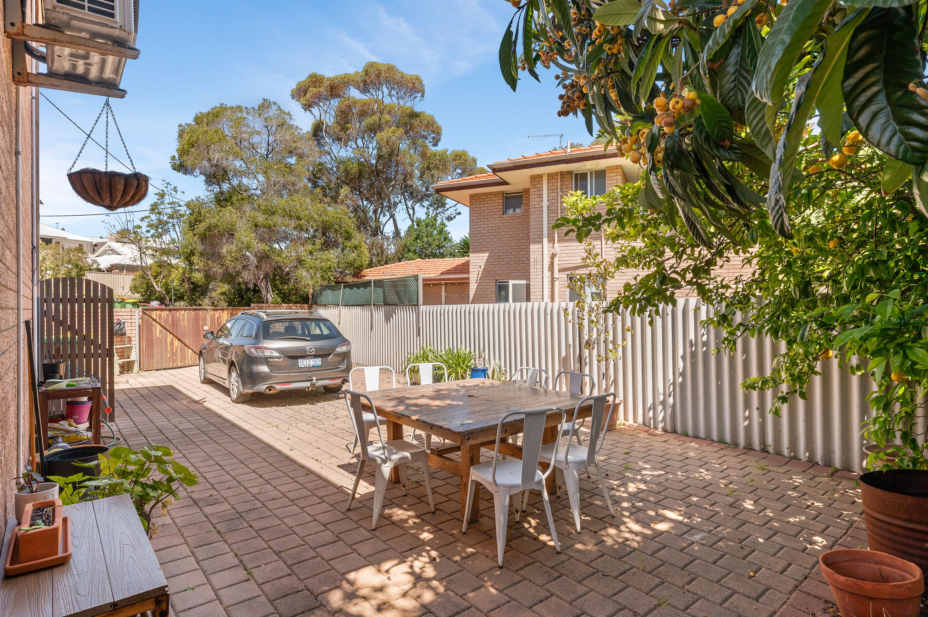 3/8 Norman Street — photo 6 of 23
