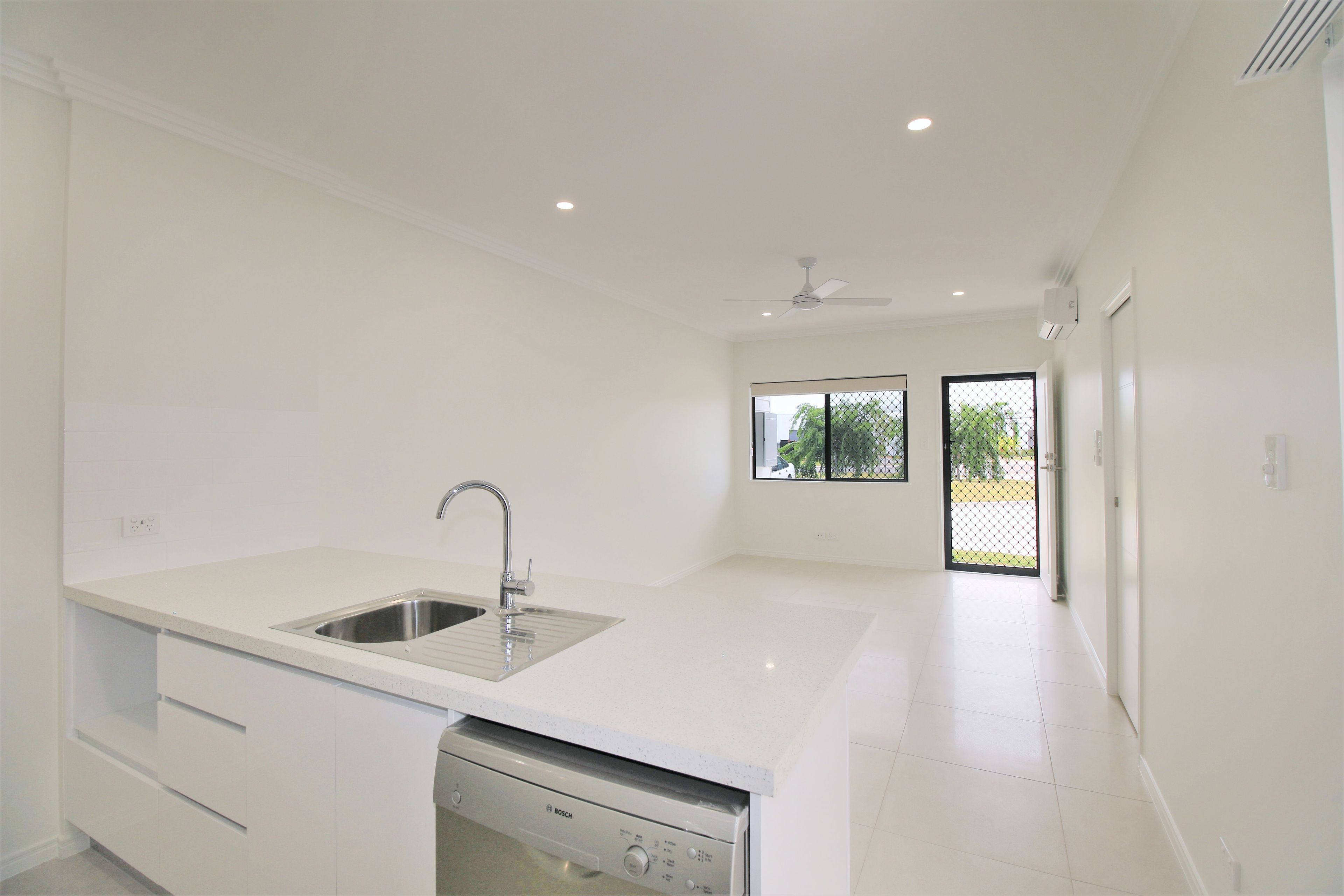 6B Castleview Lane, Garbutt, QLD 4814