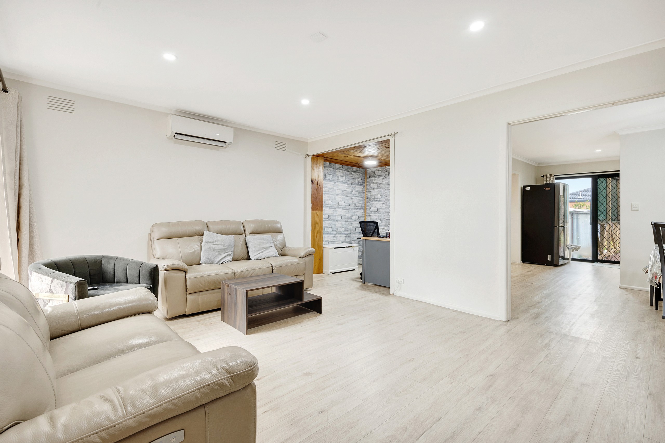 13 Plumpton Avenue, Craigieburn, VIC 3064