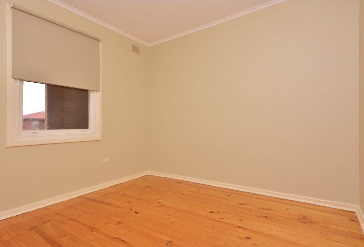 12 Albert Street — photo 8 of 13