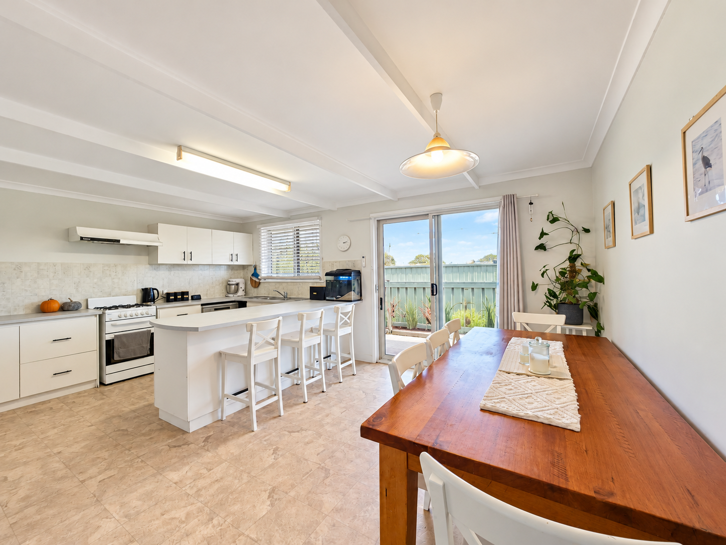 24 Shallcross Street — photo 3 of 16