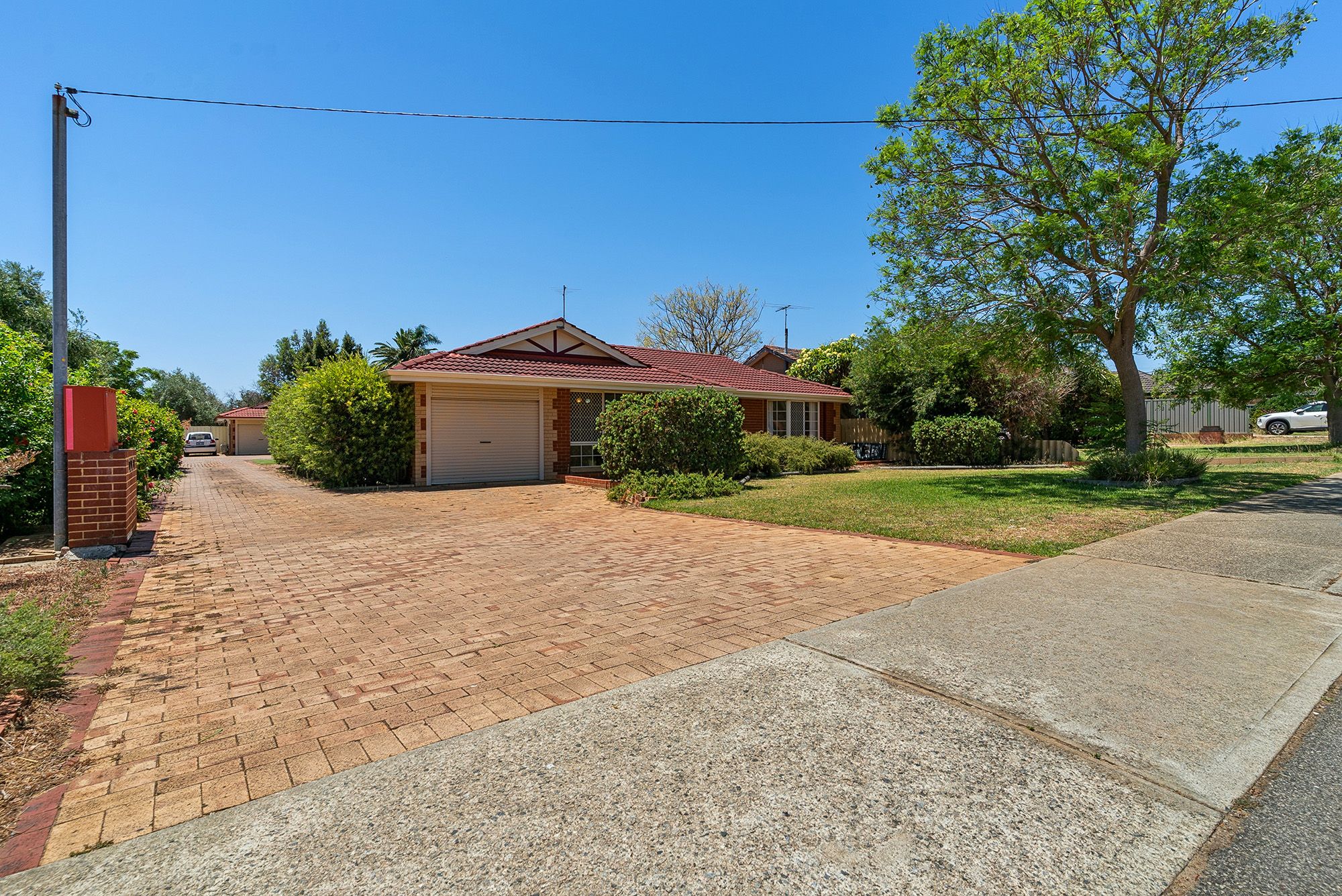 27A Clarence Road, Armadale, WA 6112