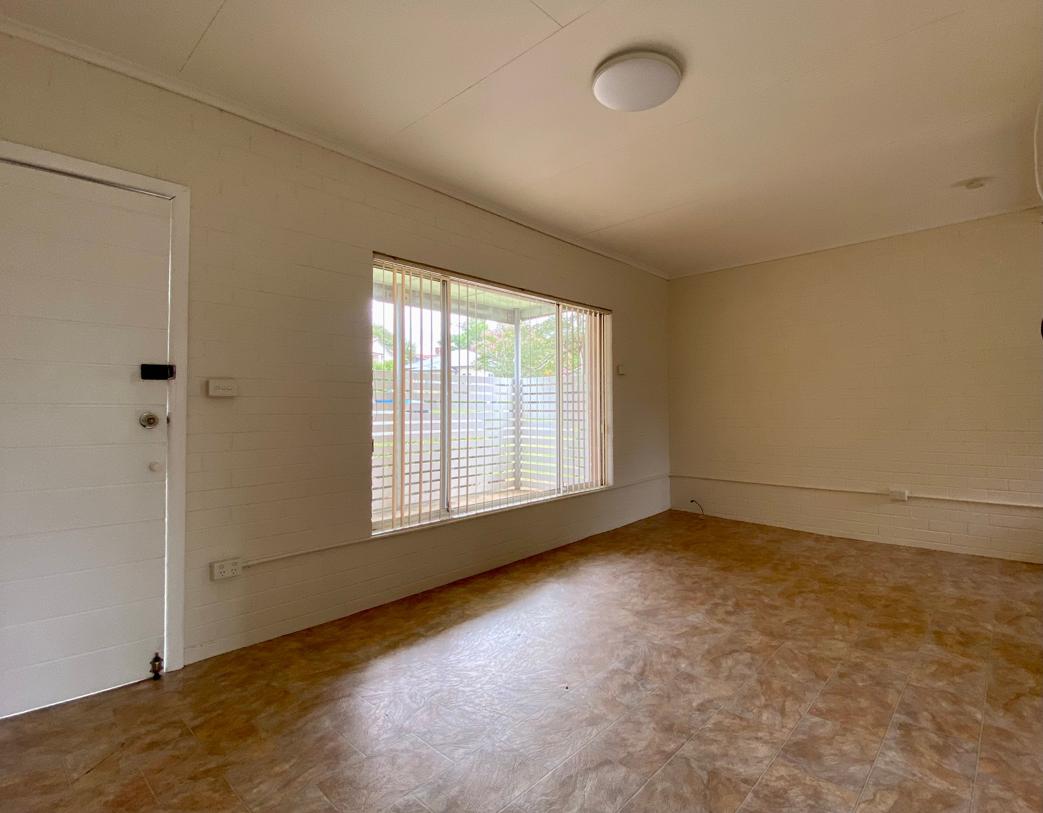 1/10 Alpha Road, Camden, NSW 2570