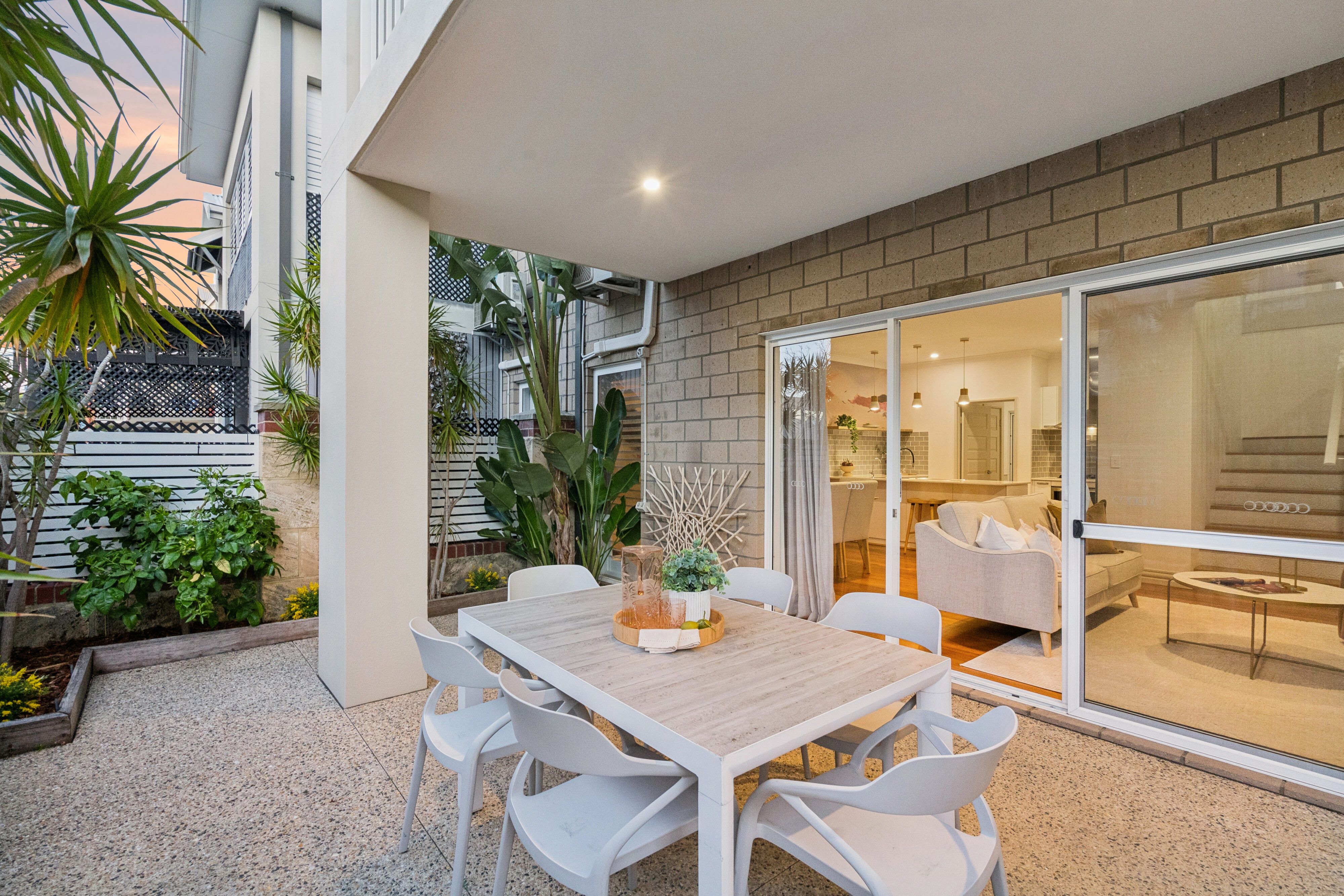 3/7 Marina Drive — photo 5 of 21