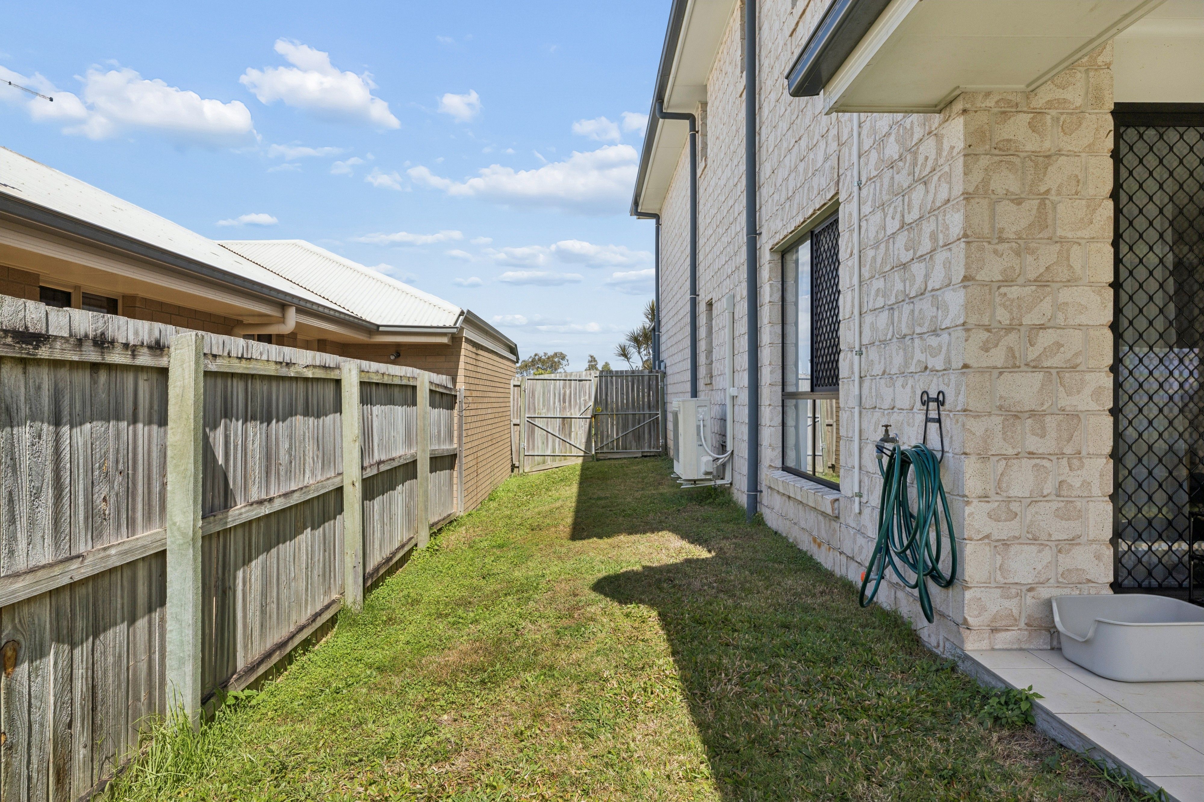 48 Zephyr Street — photo 16 of 20