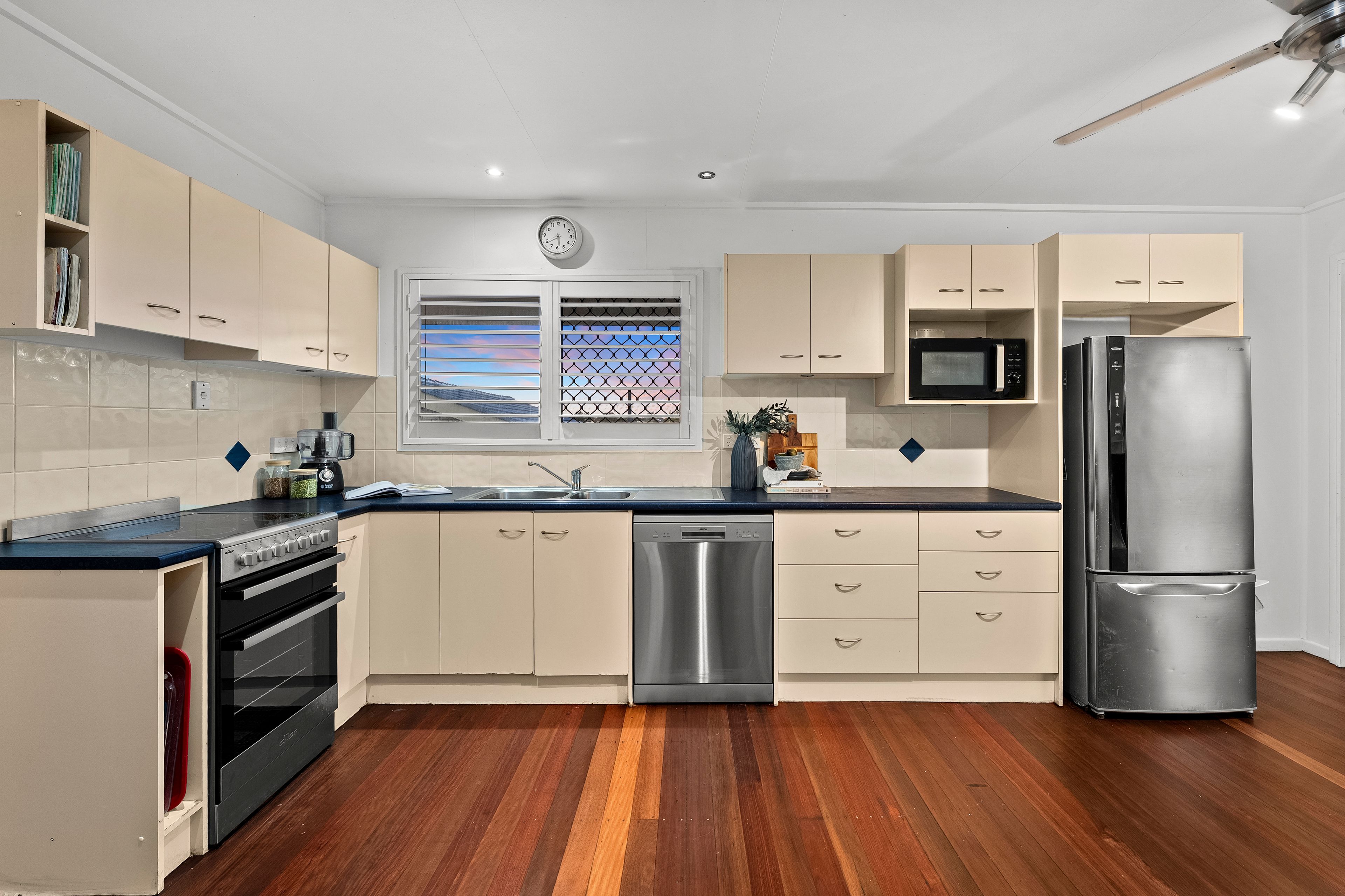 31 Illuta Avenue — photo 11 of 16