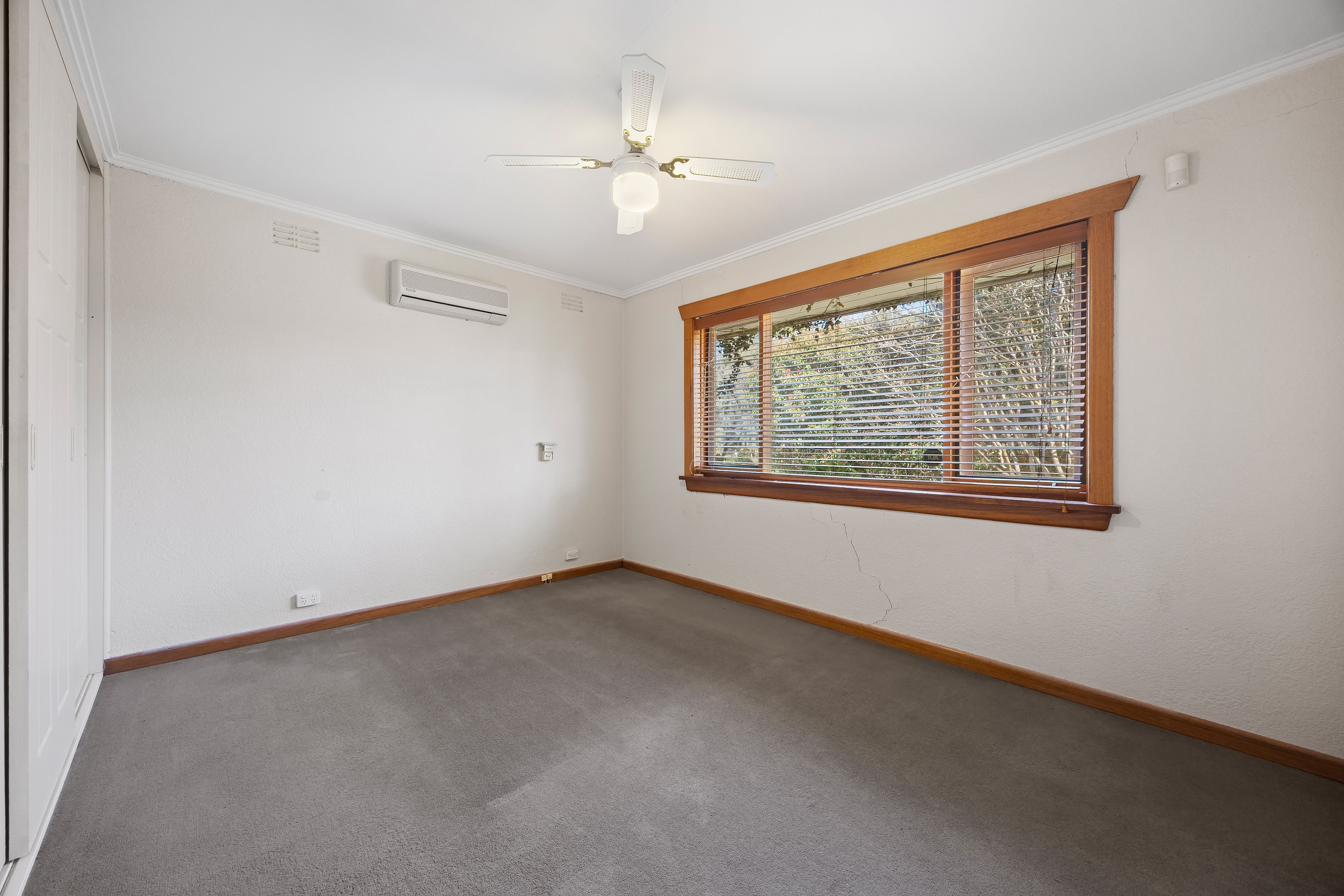 10 Carwarp Street — photo 9 of 18