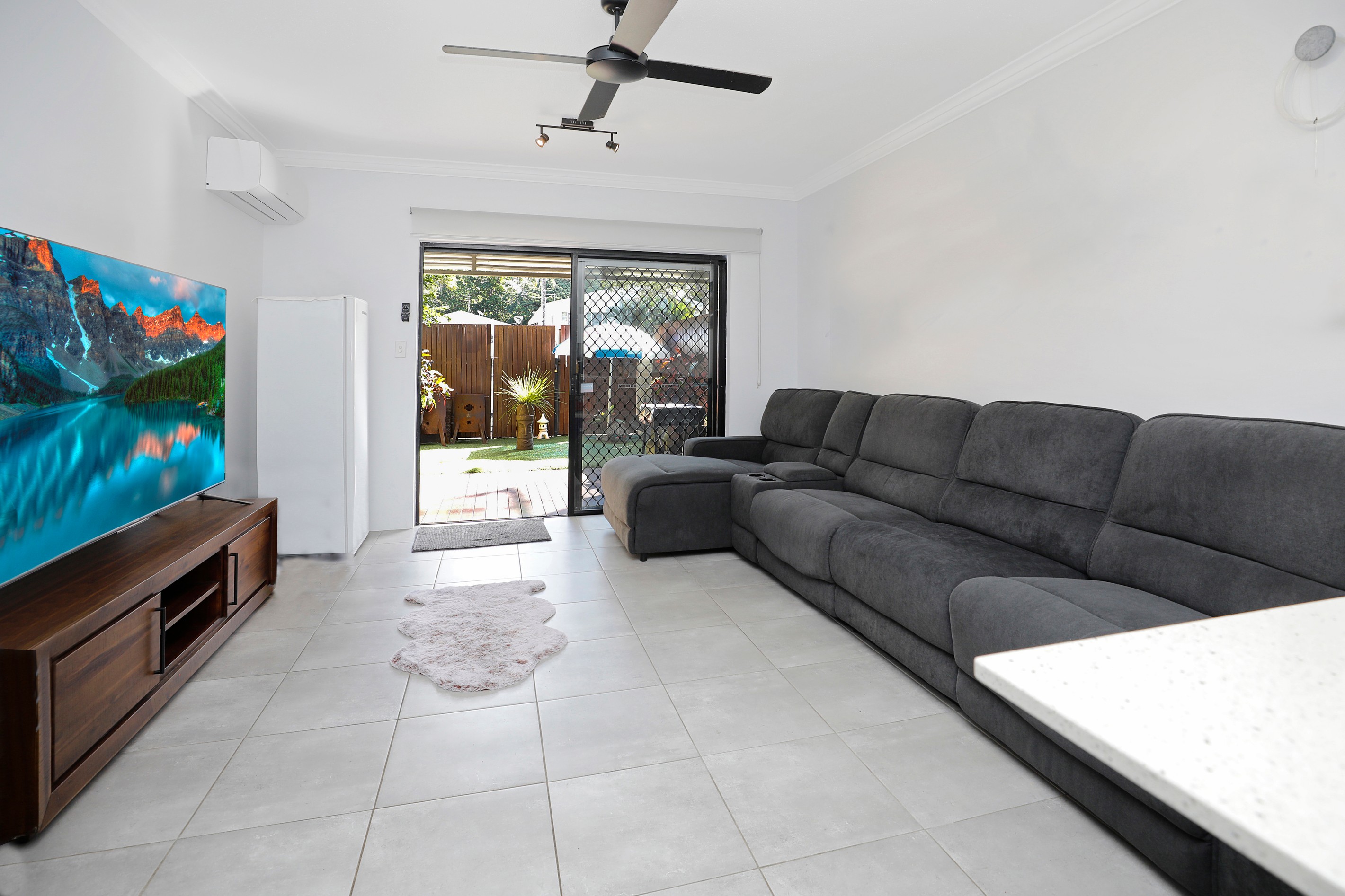 2/548 Varley Street, Yorkeys Knob, QLD 4878