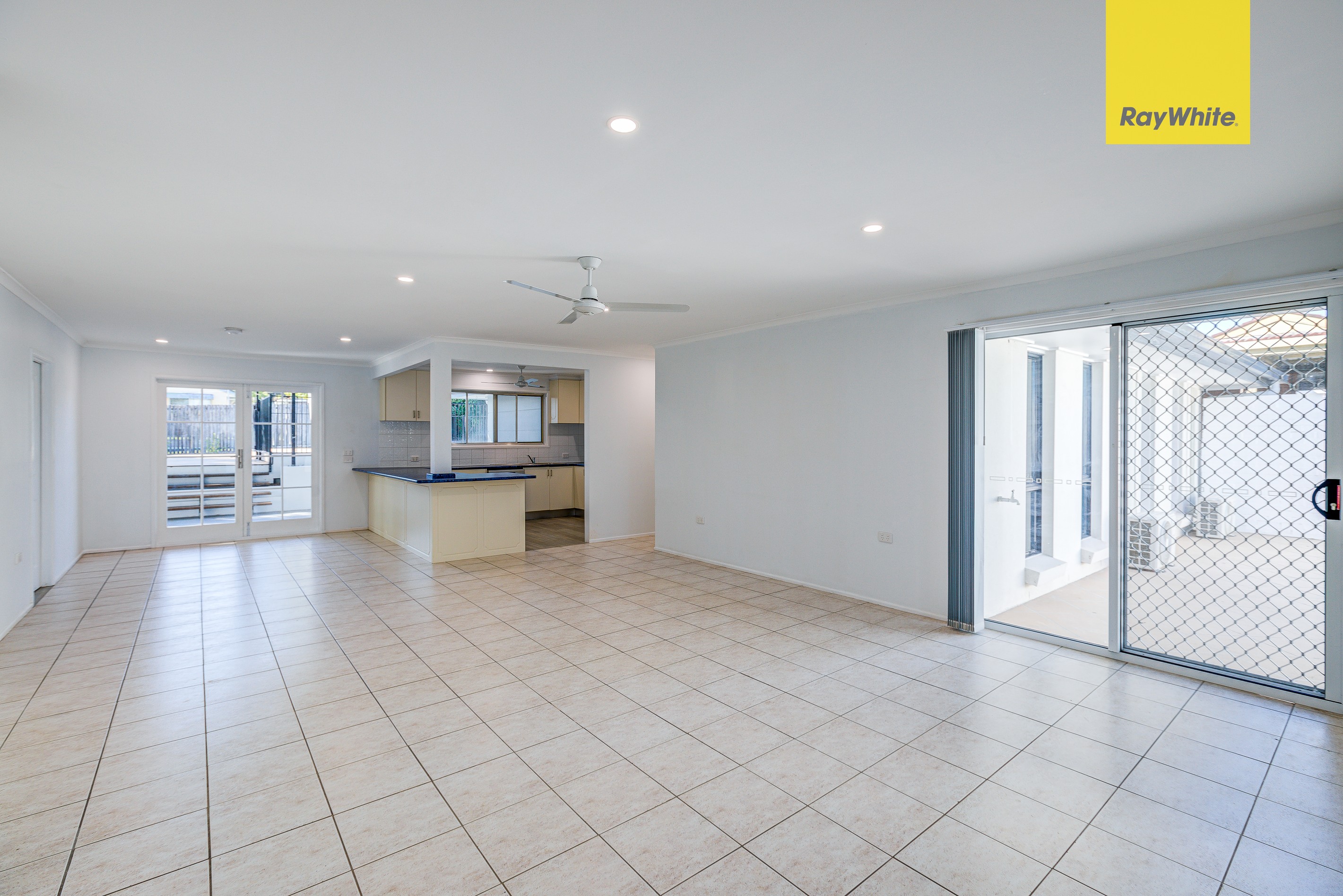 3 Wyclif Avenue, Springwood, QLD 4127