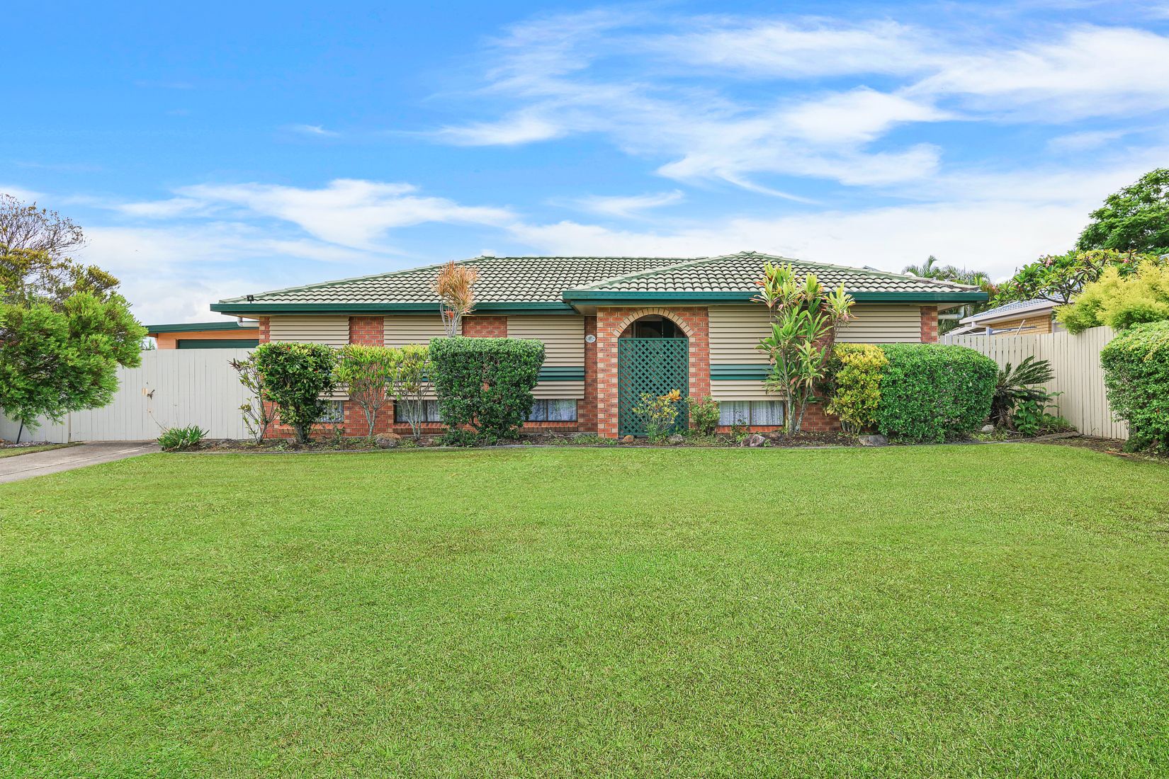 5 Lindsay Street, Rothwell, QLD 4022