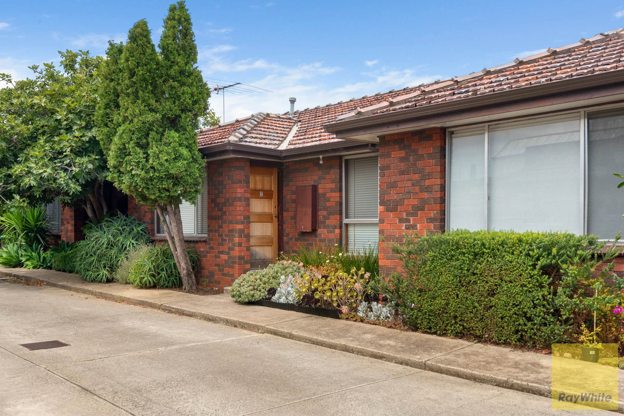 2/89 Saltley Street, South Kingsville, VIC 3015