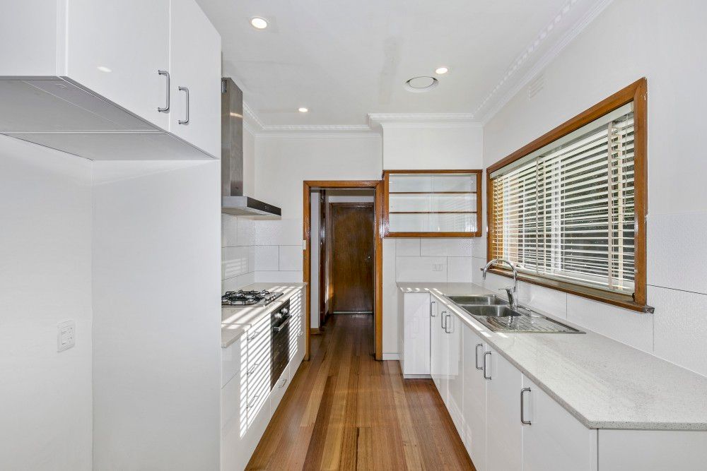 11 Douglas Parade, Croydon, VIC 3136