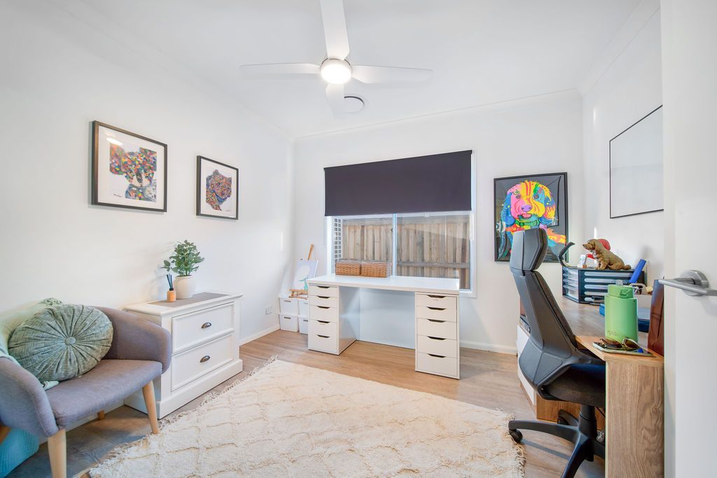 4 Mallee Place — photo 12 of 14