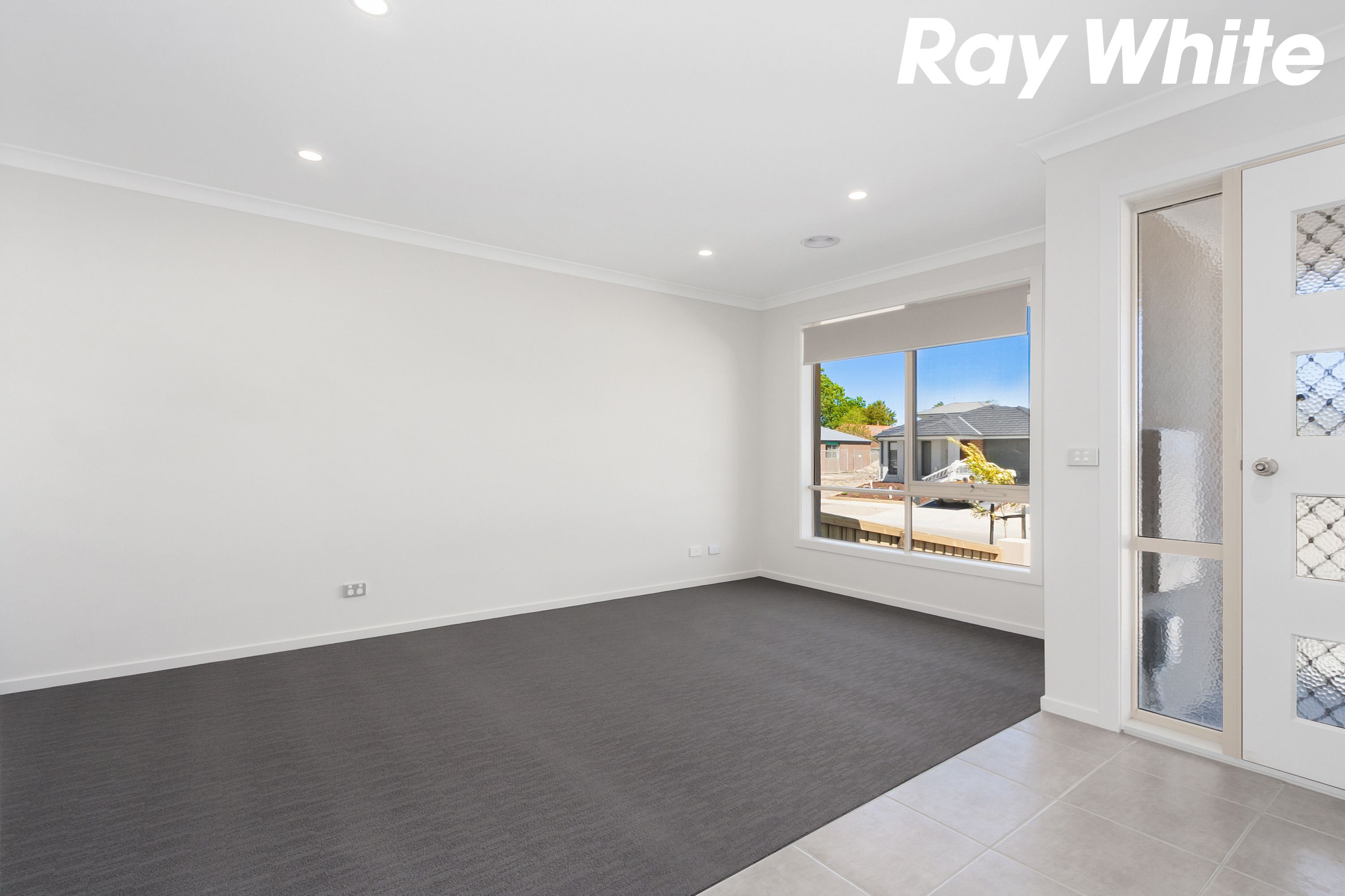 38 Arlington Avenue, Pakenham, VIC 3810