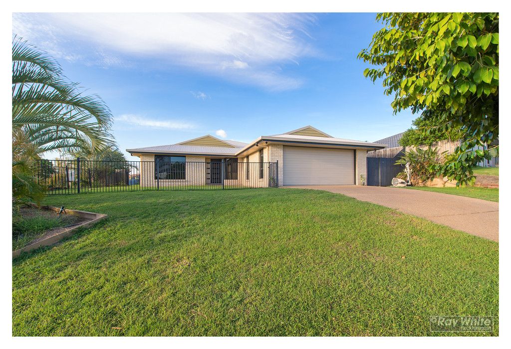 2 Crear Court, Norman Gardens, QLD 4701