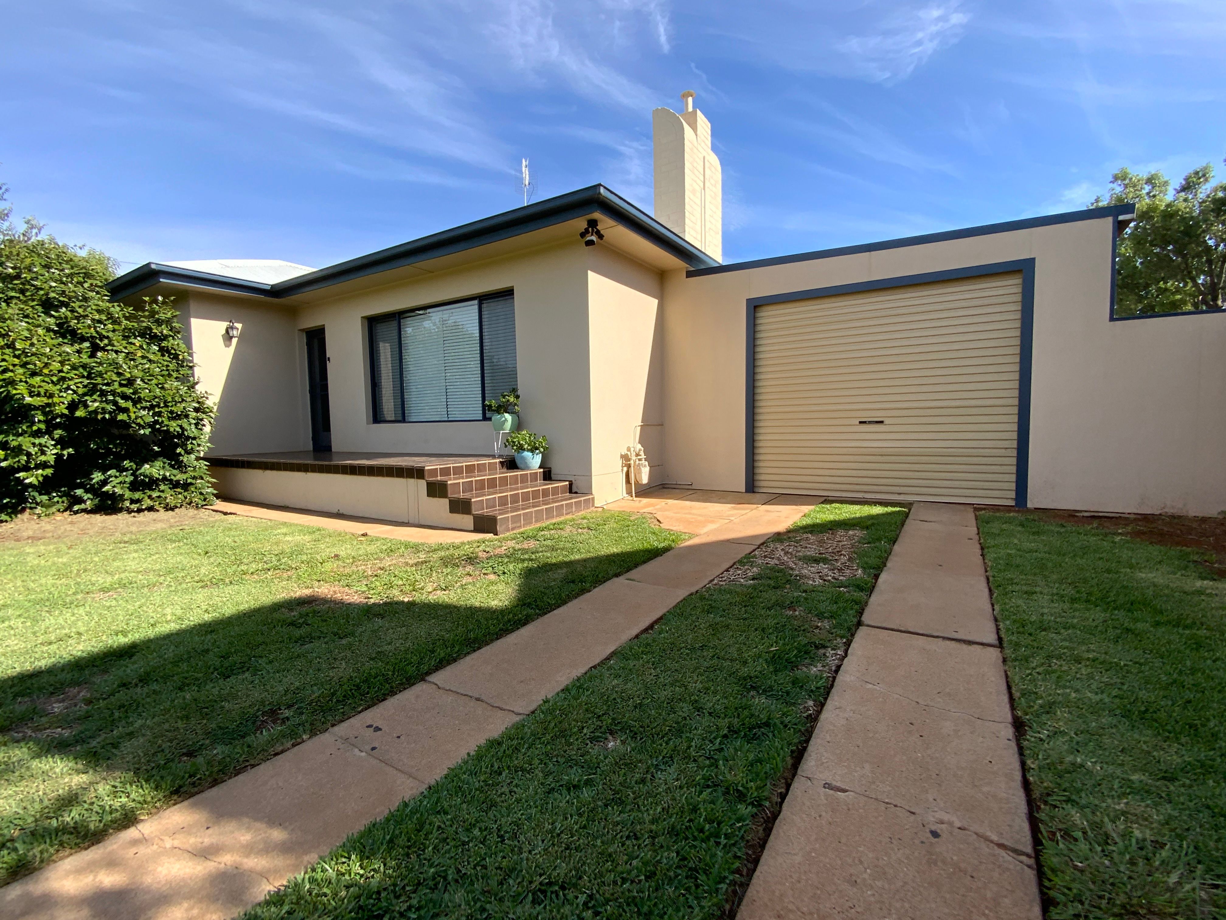 9 Gallipoli Street, Griffith, NSW 2680
