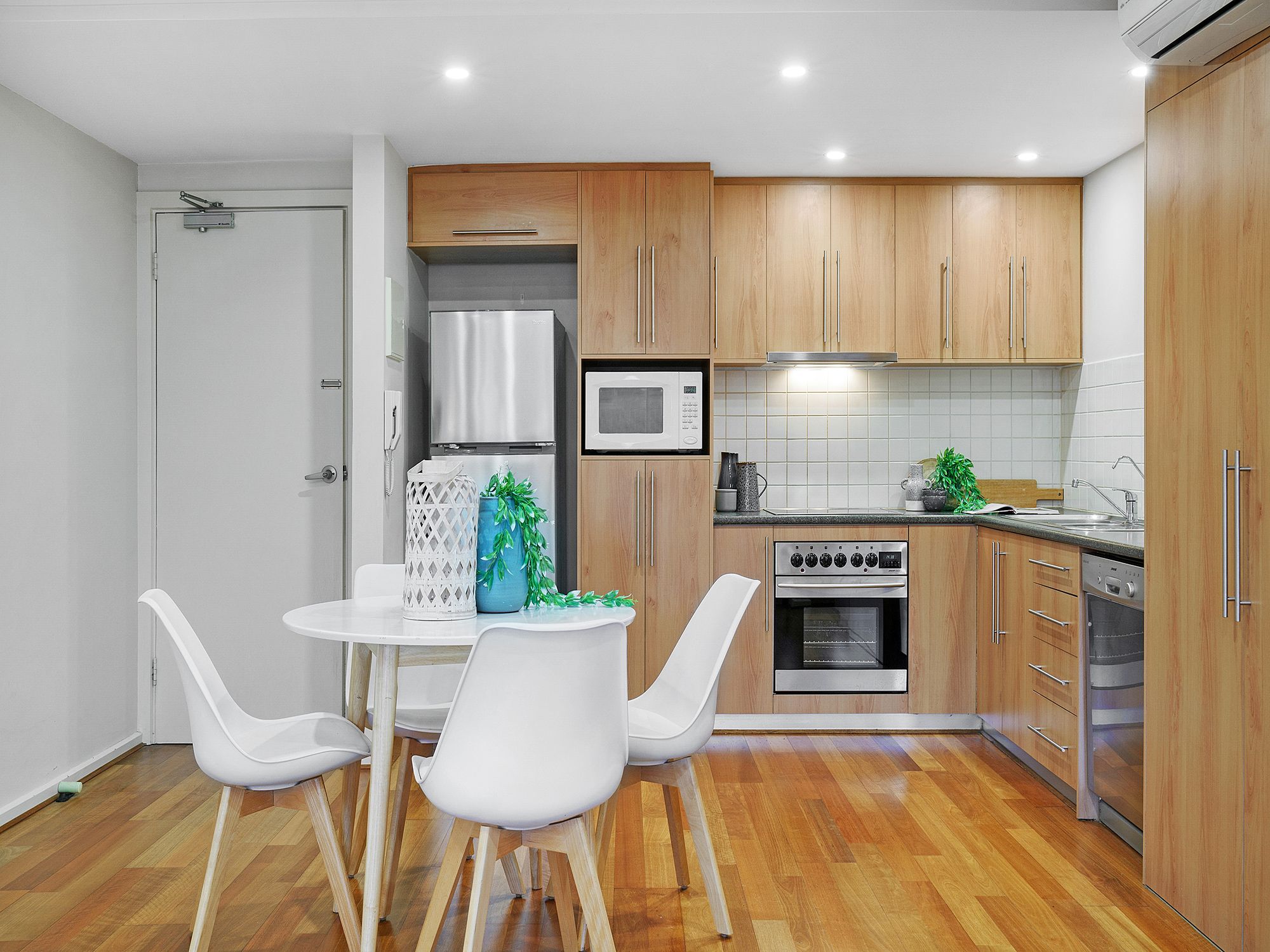17/74 Military Road, Tennyson, SA 5022
