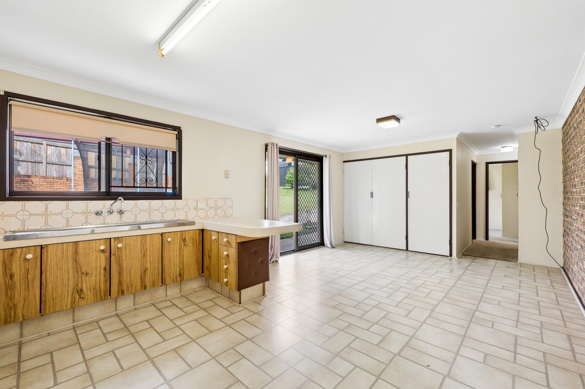 11 Hobbs Street — photo 6 of 30