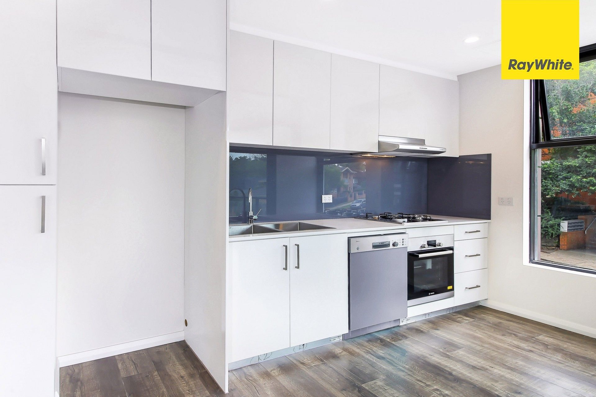 102/115 Bowden Street, Meadowbank, NSW 2114