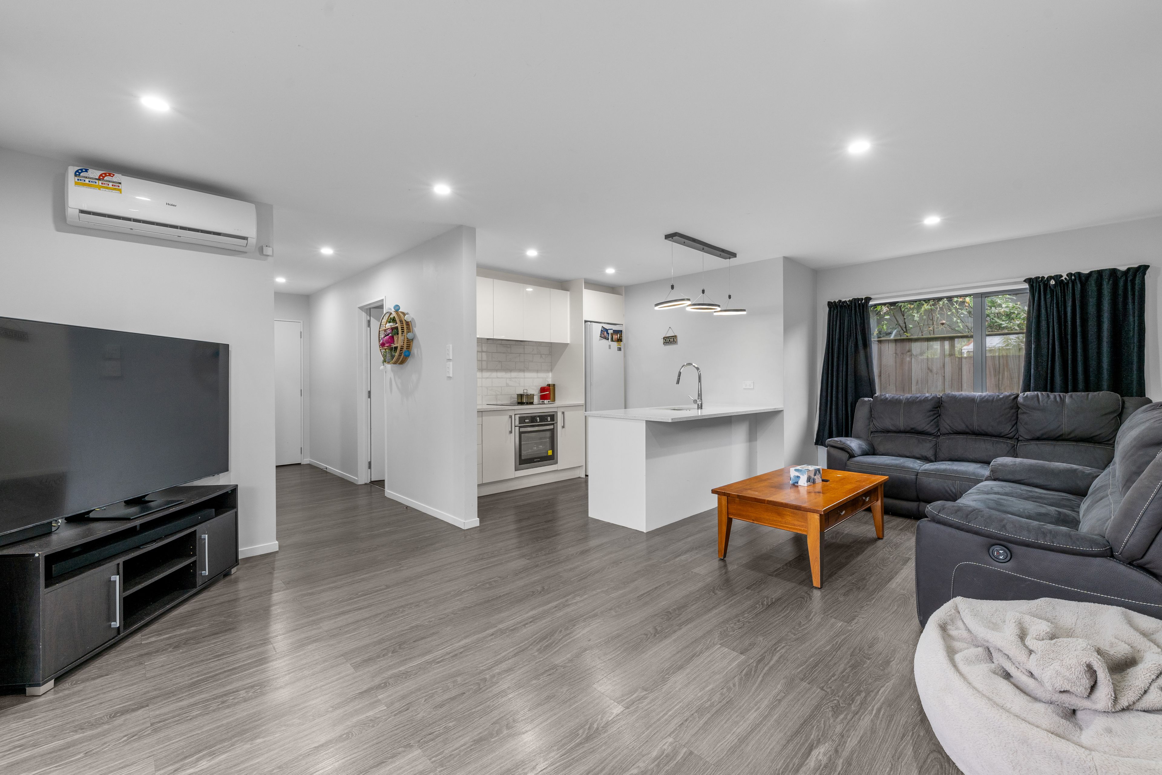 28D Franklyne Road, Otara, Manukau City