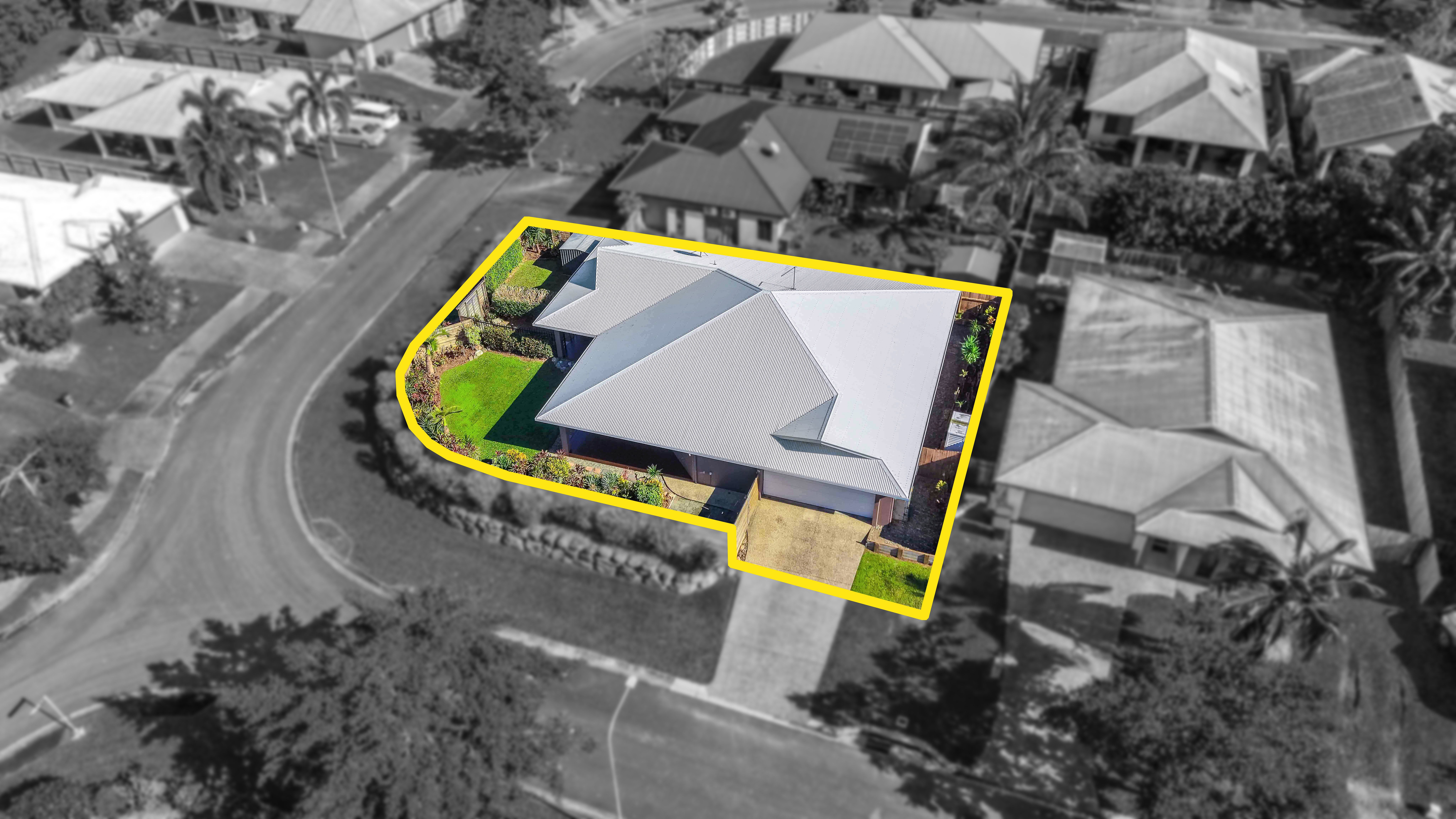 17 Roderick Street, Bentley Park, QLD 4869