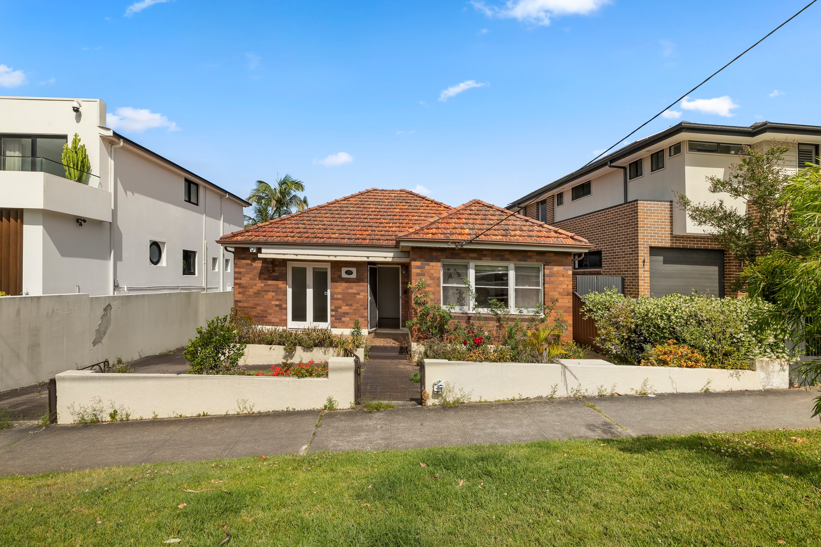25B The Parade, Russell Lea, NSW 2046