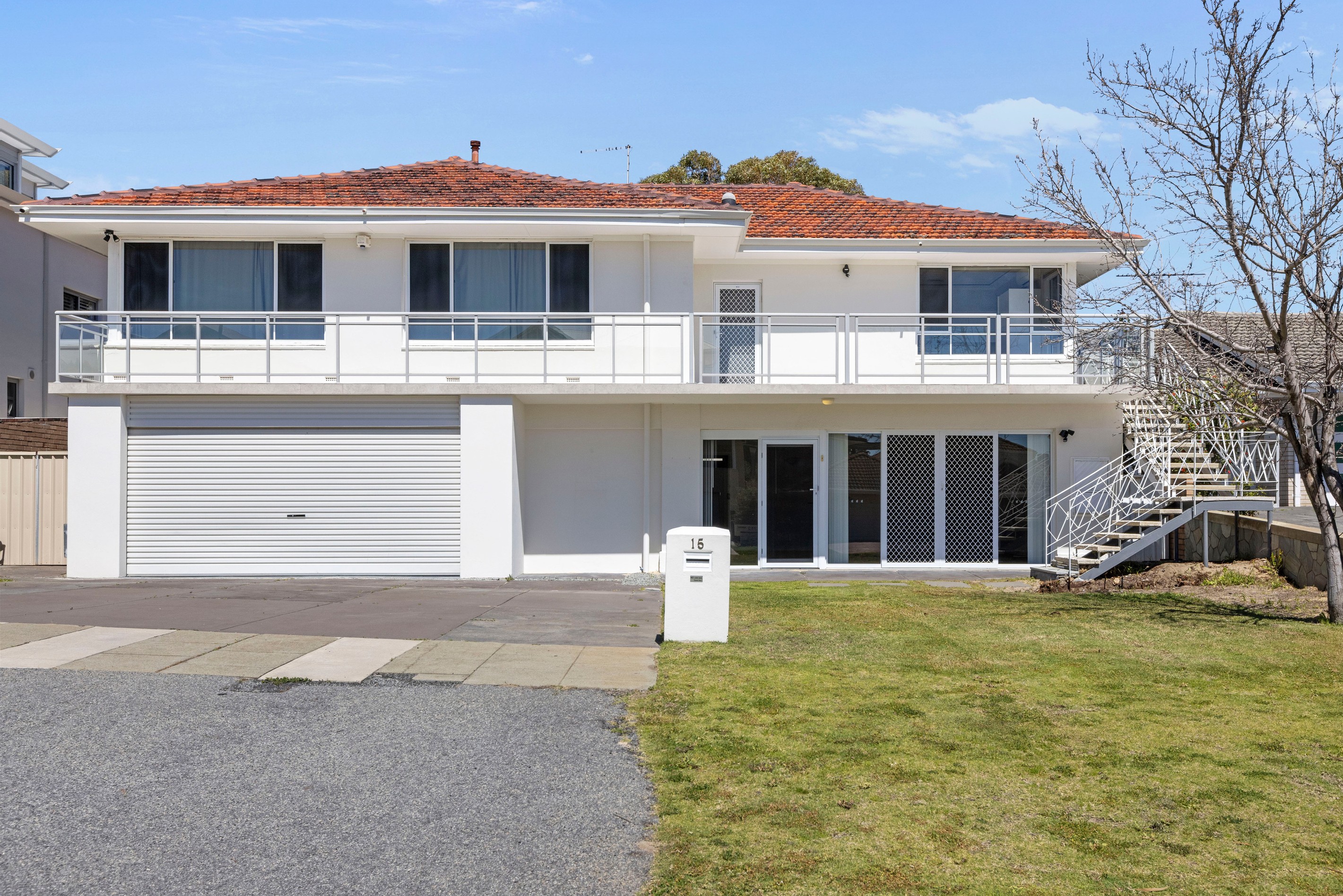15 Larundel Road, City Beach, WA 6015