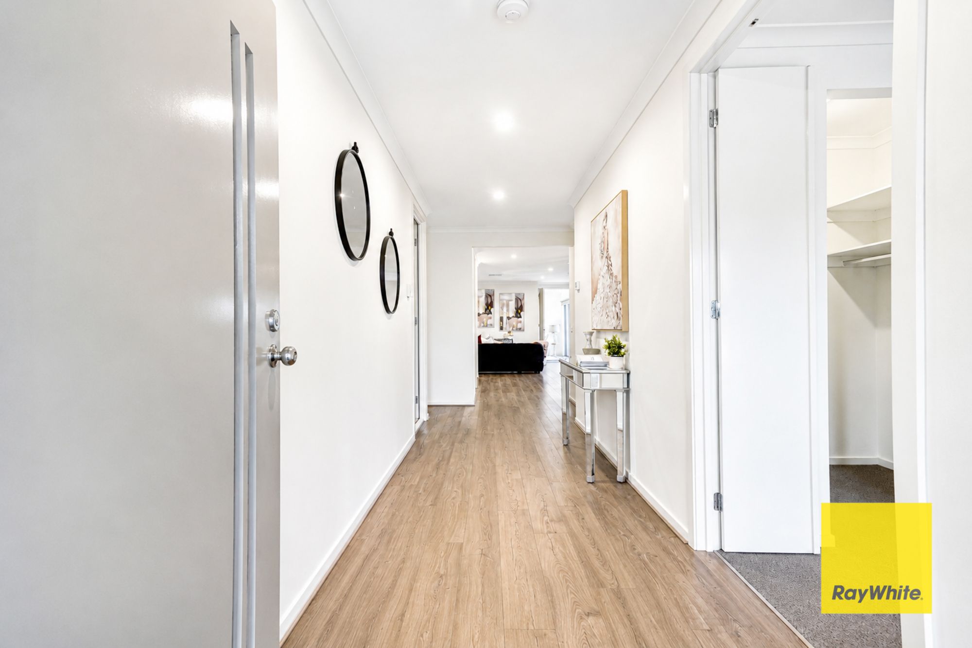 39 Delhi Grove — photo 4 of 19