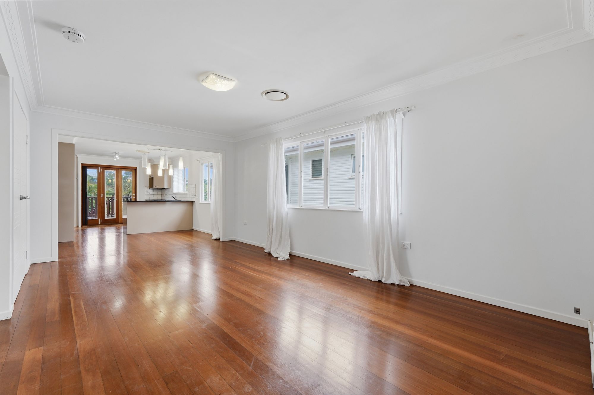 154 Macrossan Avenue — photo 4 of 8