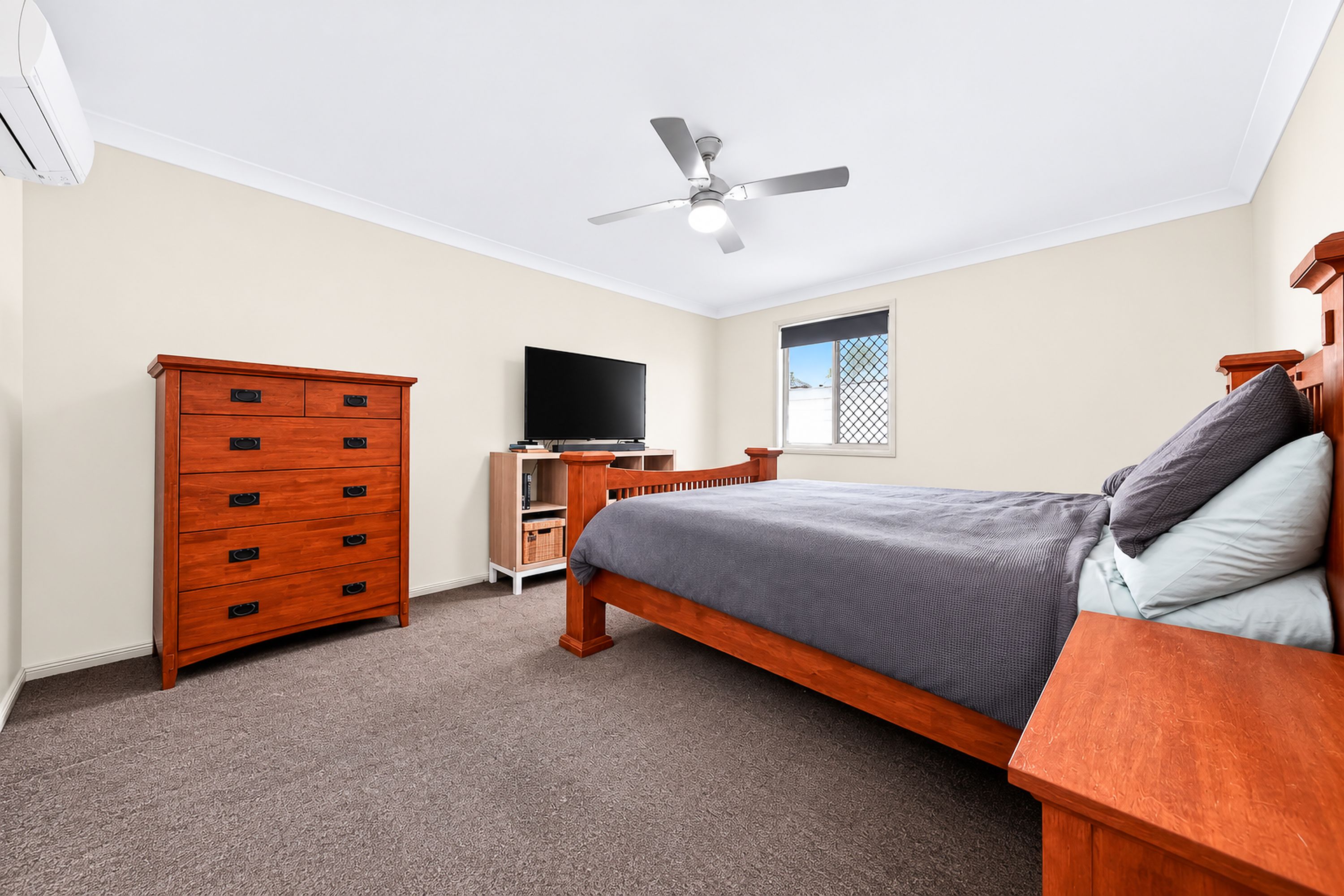 15 Meridian Place — photo 11 of 19