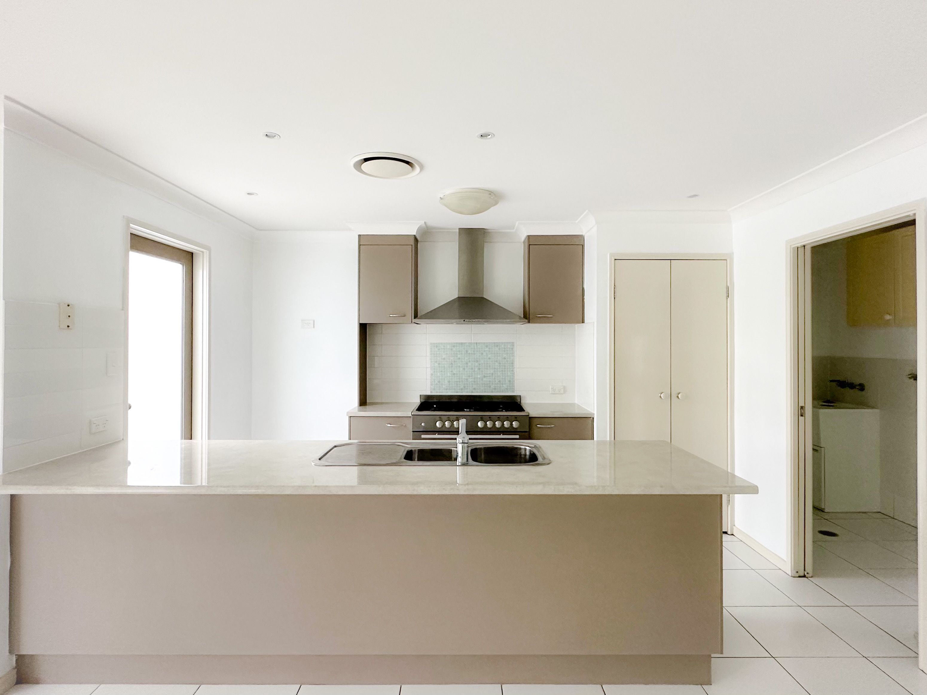 18 Cottonwood Crescent, Springfield Lakes, QLD 4300