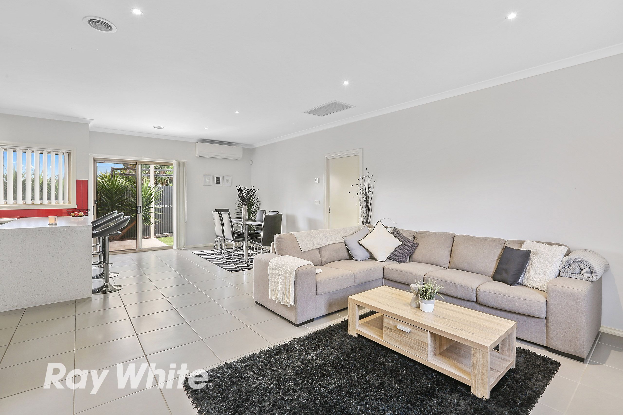 2/17 Curtin Street, Bell Park, VIC 3215